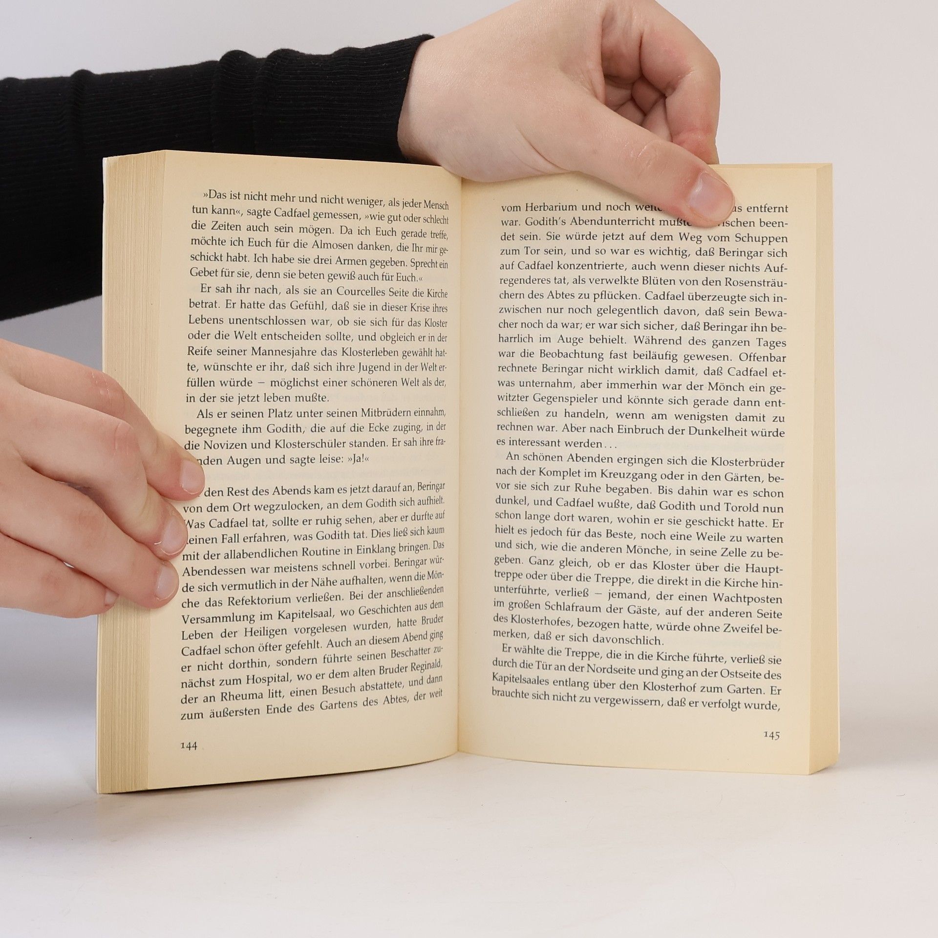 Ellis Peters Bruder Cadfael und ein Leichnam zuviel