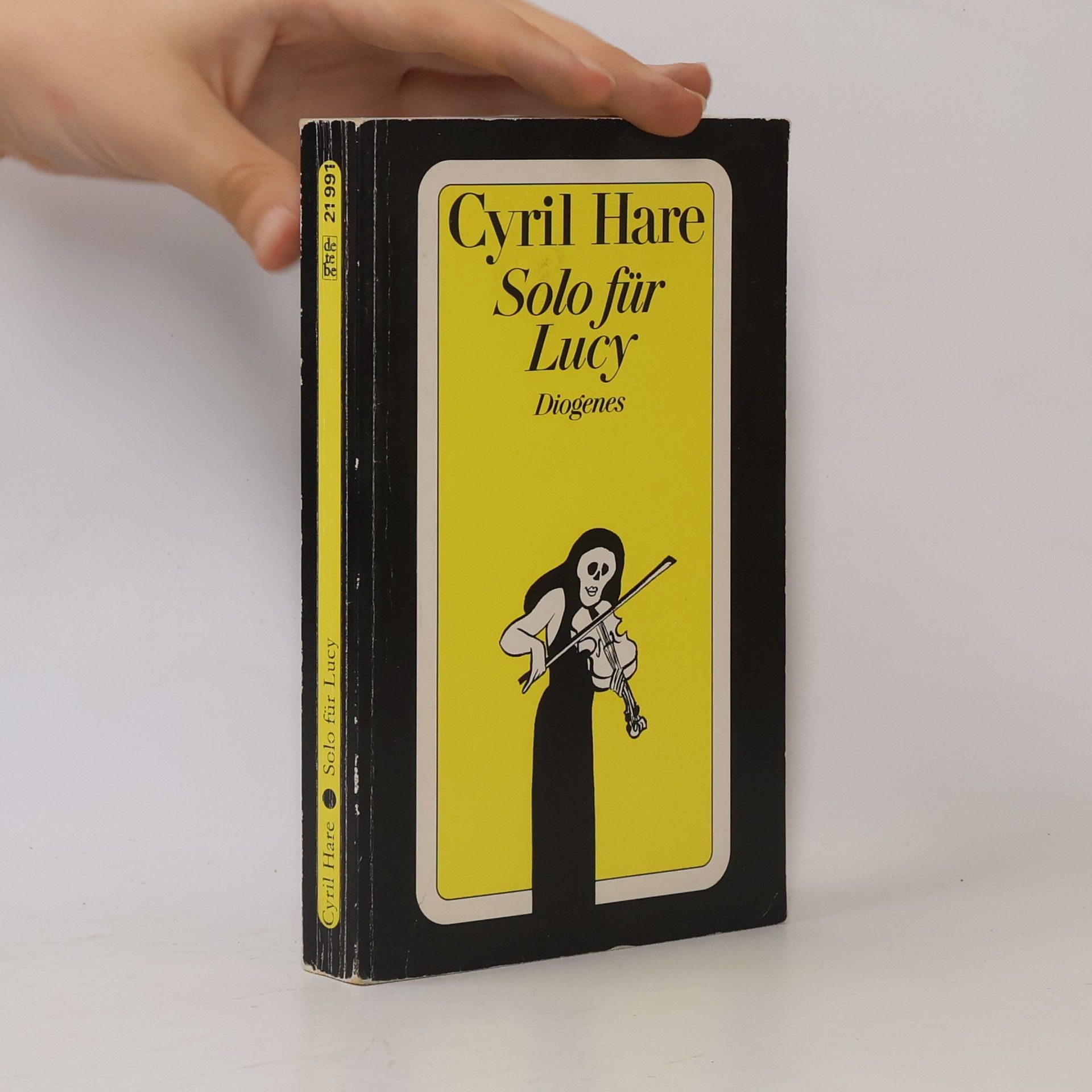 Cyril Hare Solo für Lucy