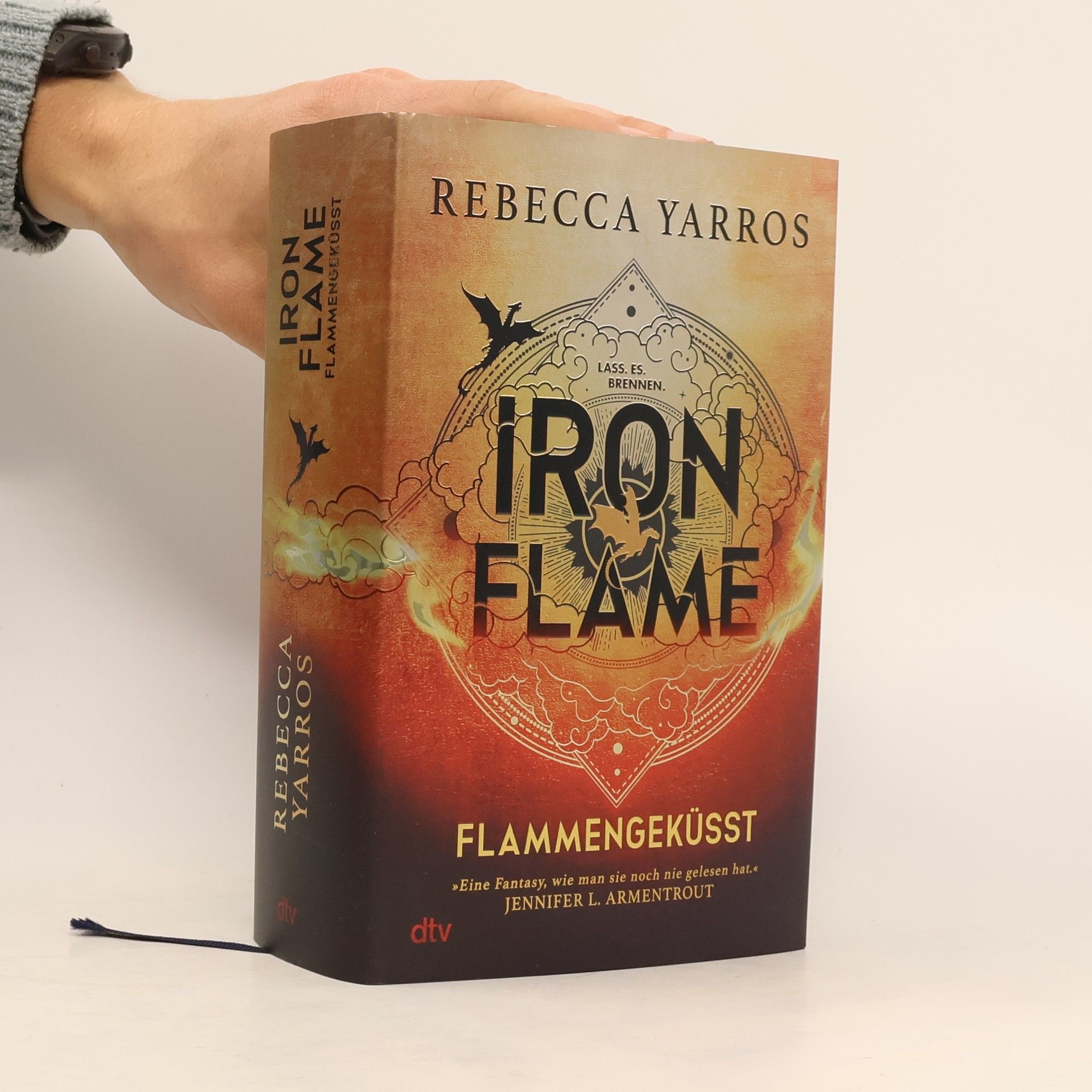 Rebecca Yarros Iron Flame
