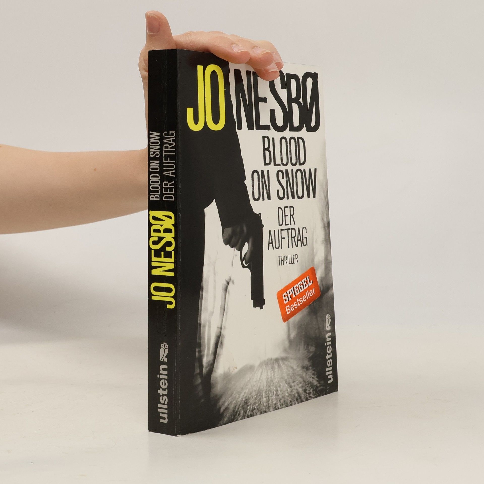 Jo Nesbø Blood on Snow. Der Auftrag