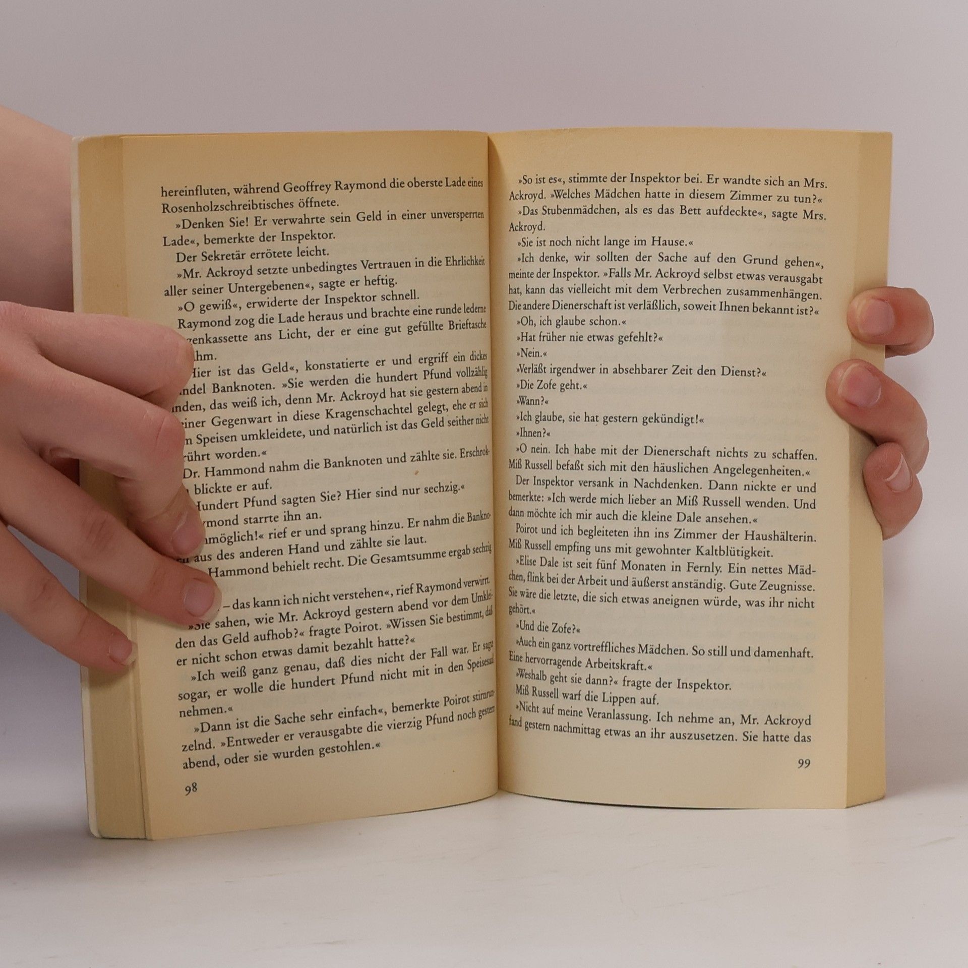 Agatha Christie Alibi