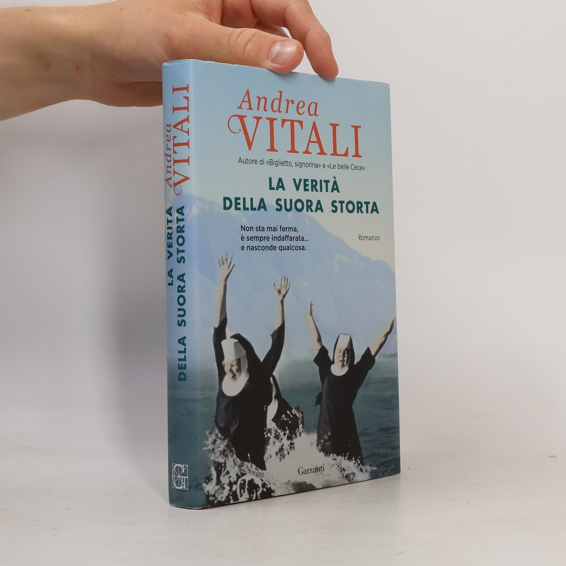 Andrea Vitali La verità della suora storta