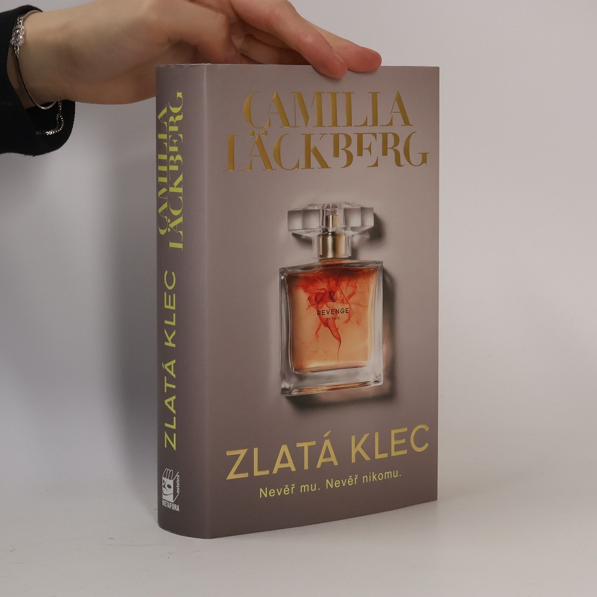 Zlatá klec