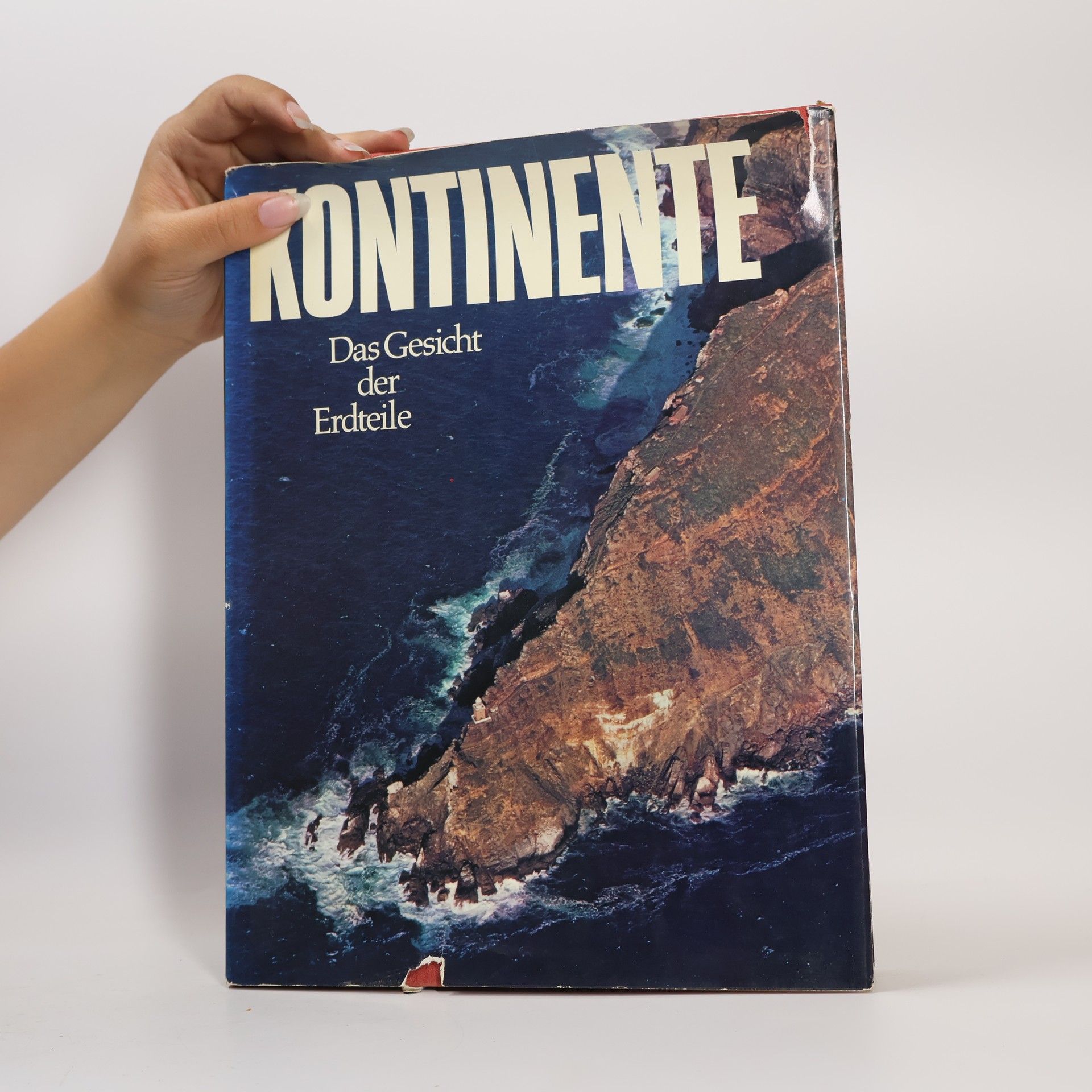 Various authors Kontinente. Das Gesicht der Erdteile