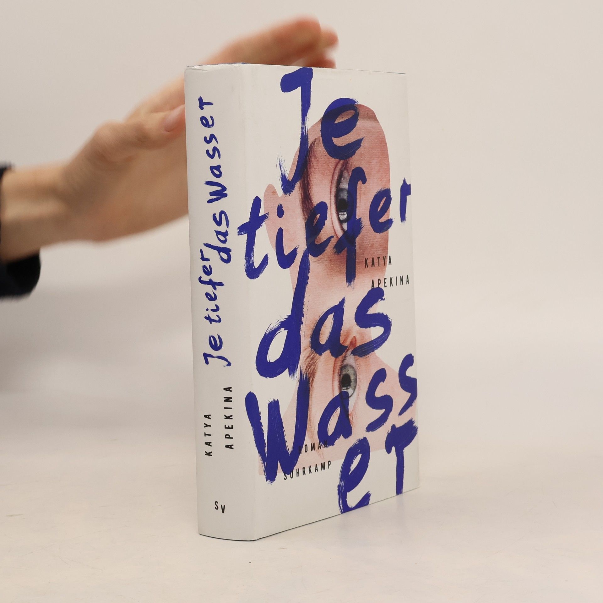 Katya Apekina Je tiefer das Wasser