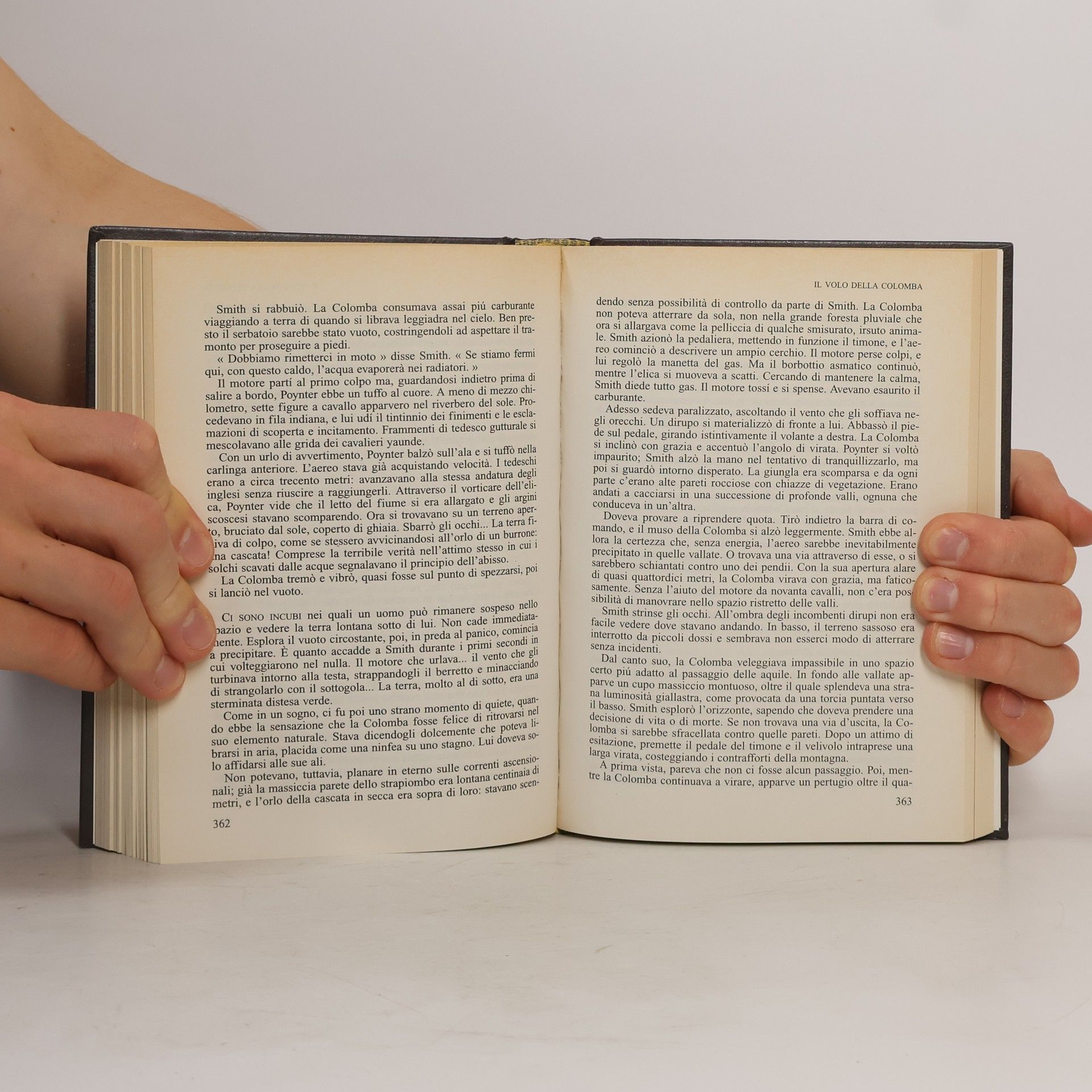 John Grisham Selezione della Narrativa Mondiale. Il Cliente. Le Radici del Cuore. Il volo della colomba. Per non dimenticare Sara