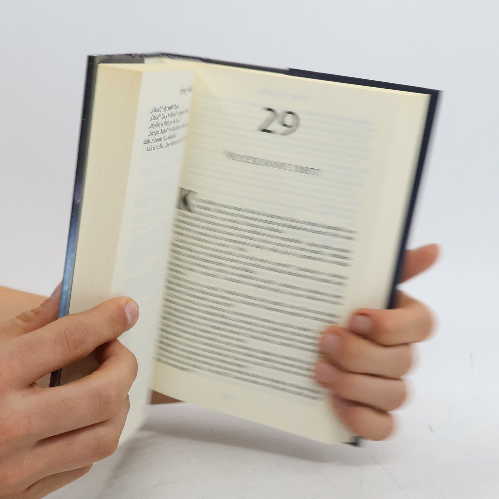 Lynn Flewelling Zrádcův měsíc : Noční běžci. [3. díl]