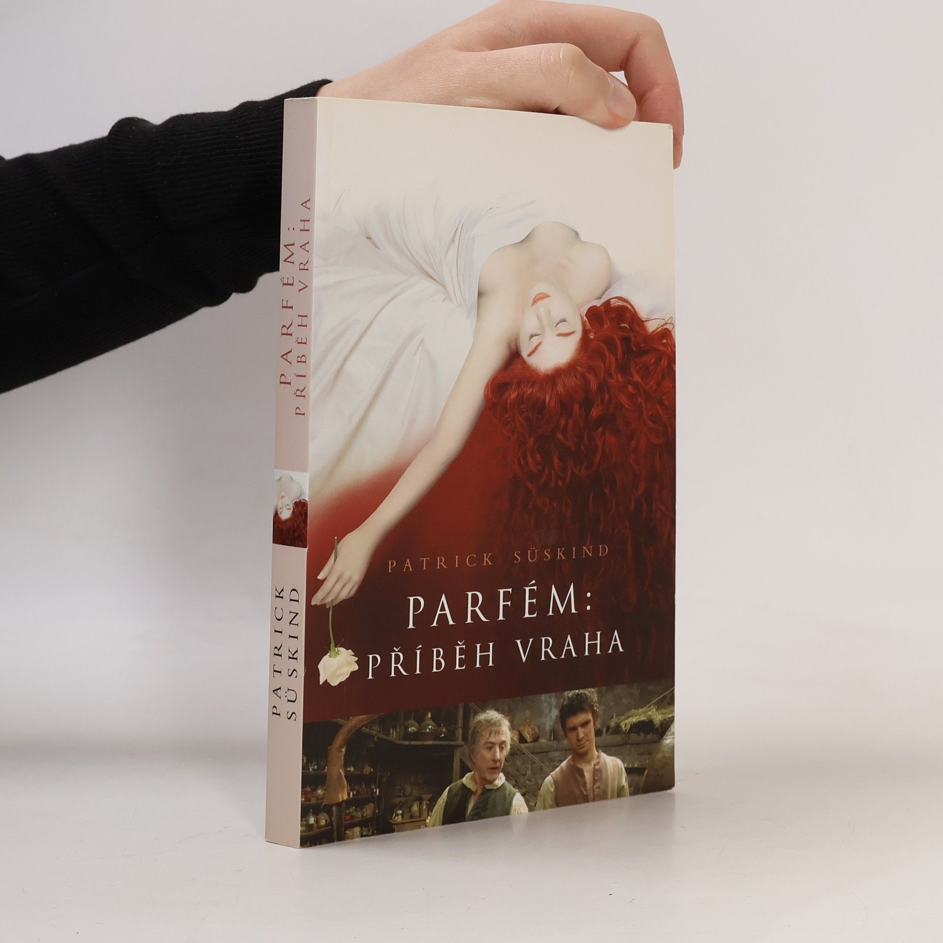 Parfém