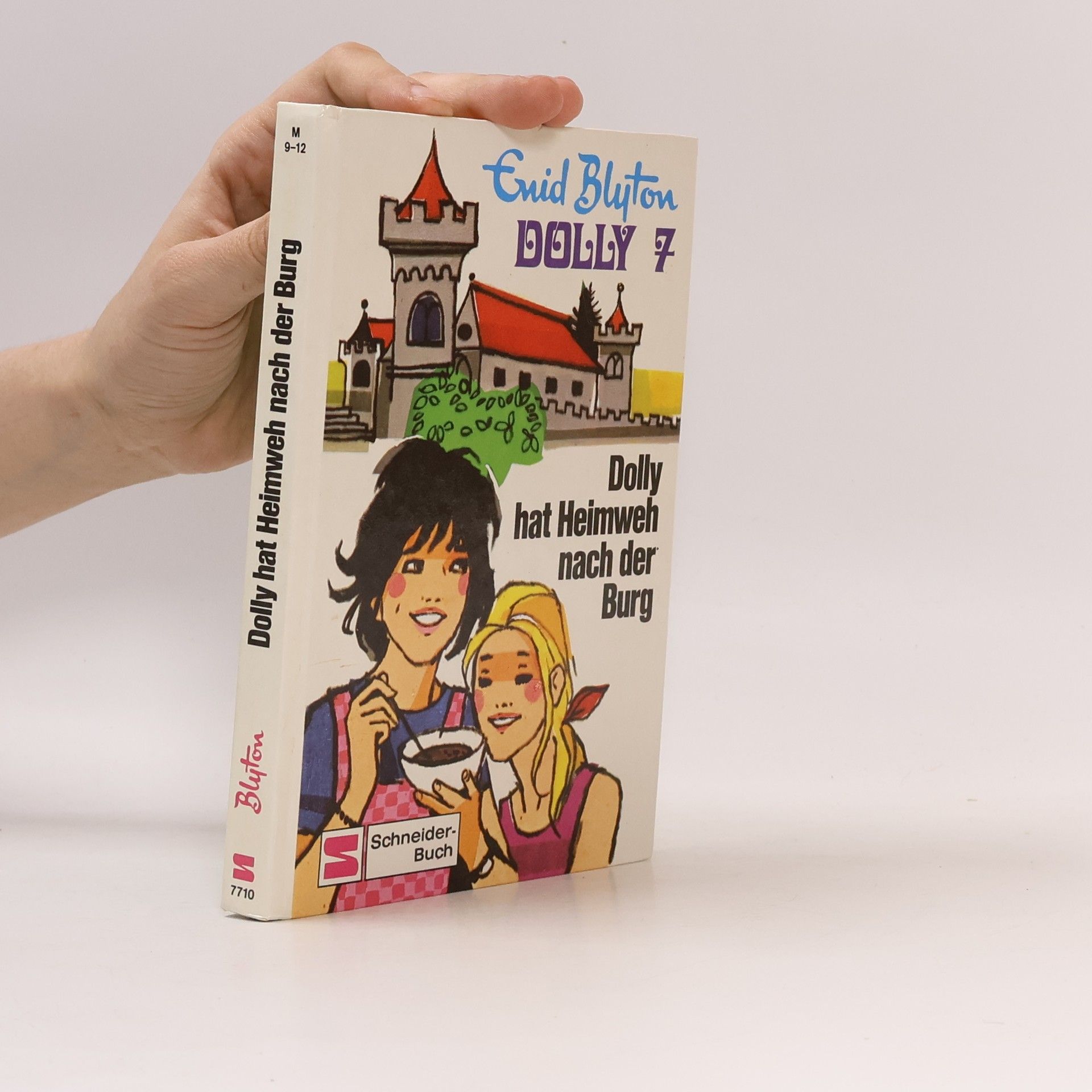 Enid Blyton Dolly hat Heimweh nach der Burg