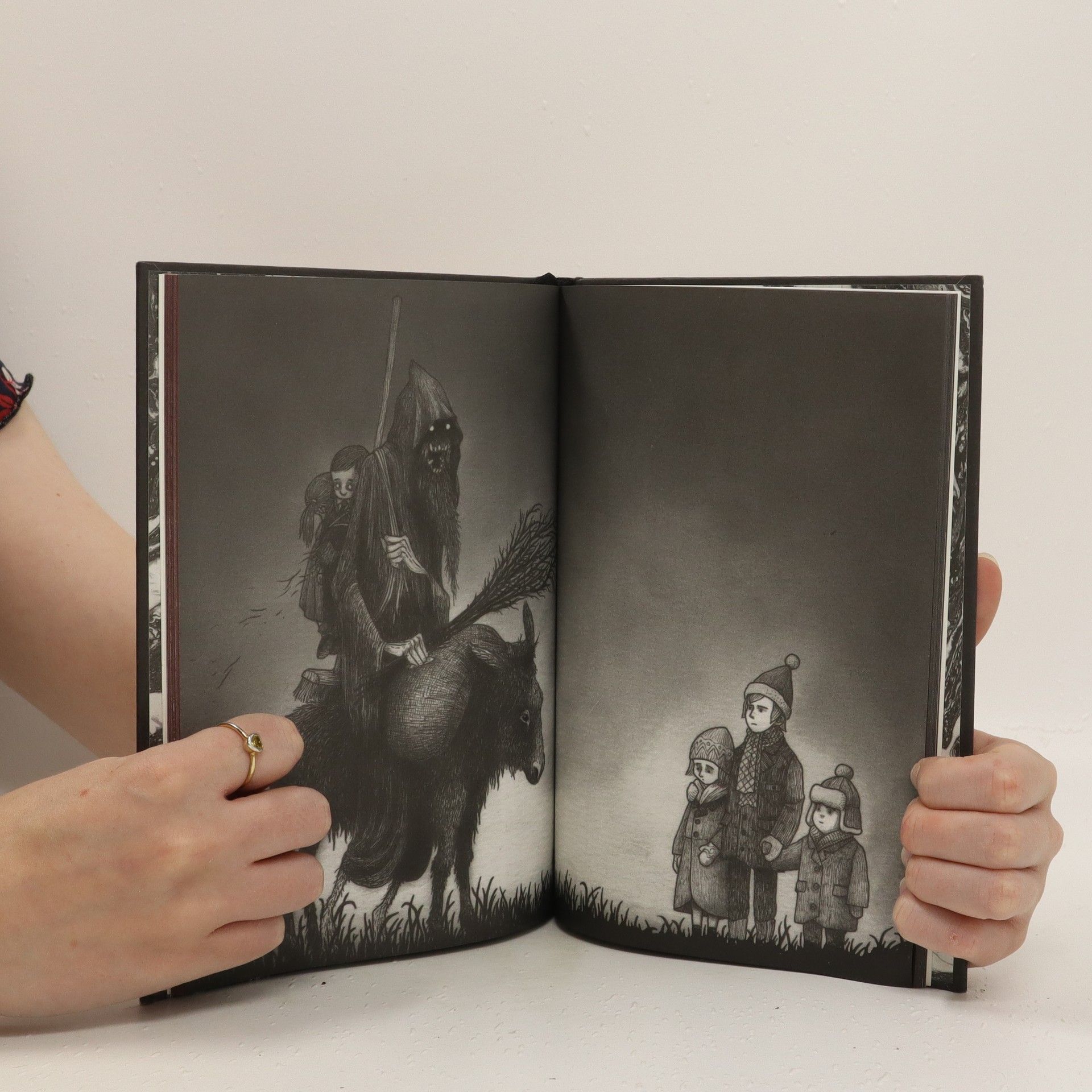 John Kenn Mortensen Vánoční bestiář
