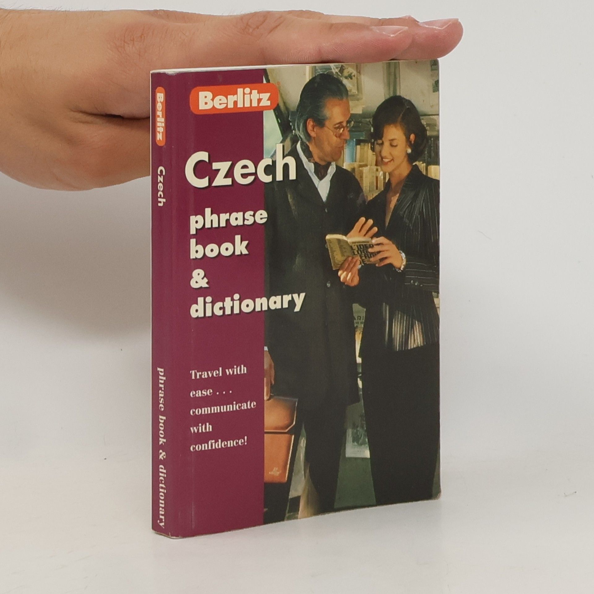 Kolektiv autorů Czech Phrase Book & Dictionary