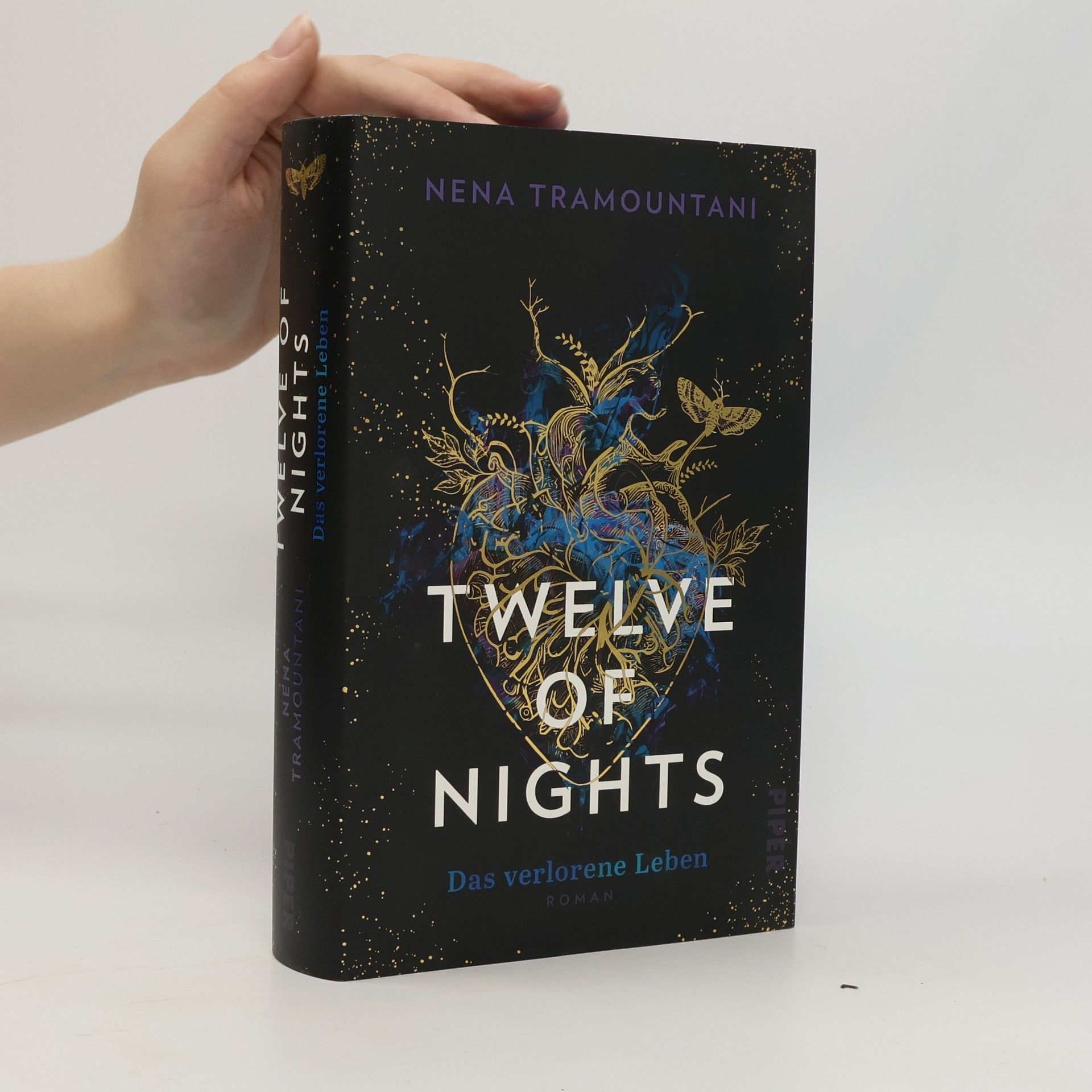 Nena Tramountani Twelve of Nights – Das verlorene Leben. Roman | Mit limitiertem Farbschnitt | Griechische Legenden treffen auf queere Romantasy