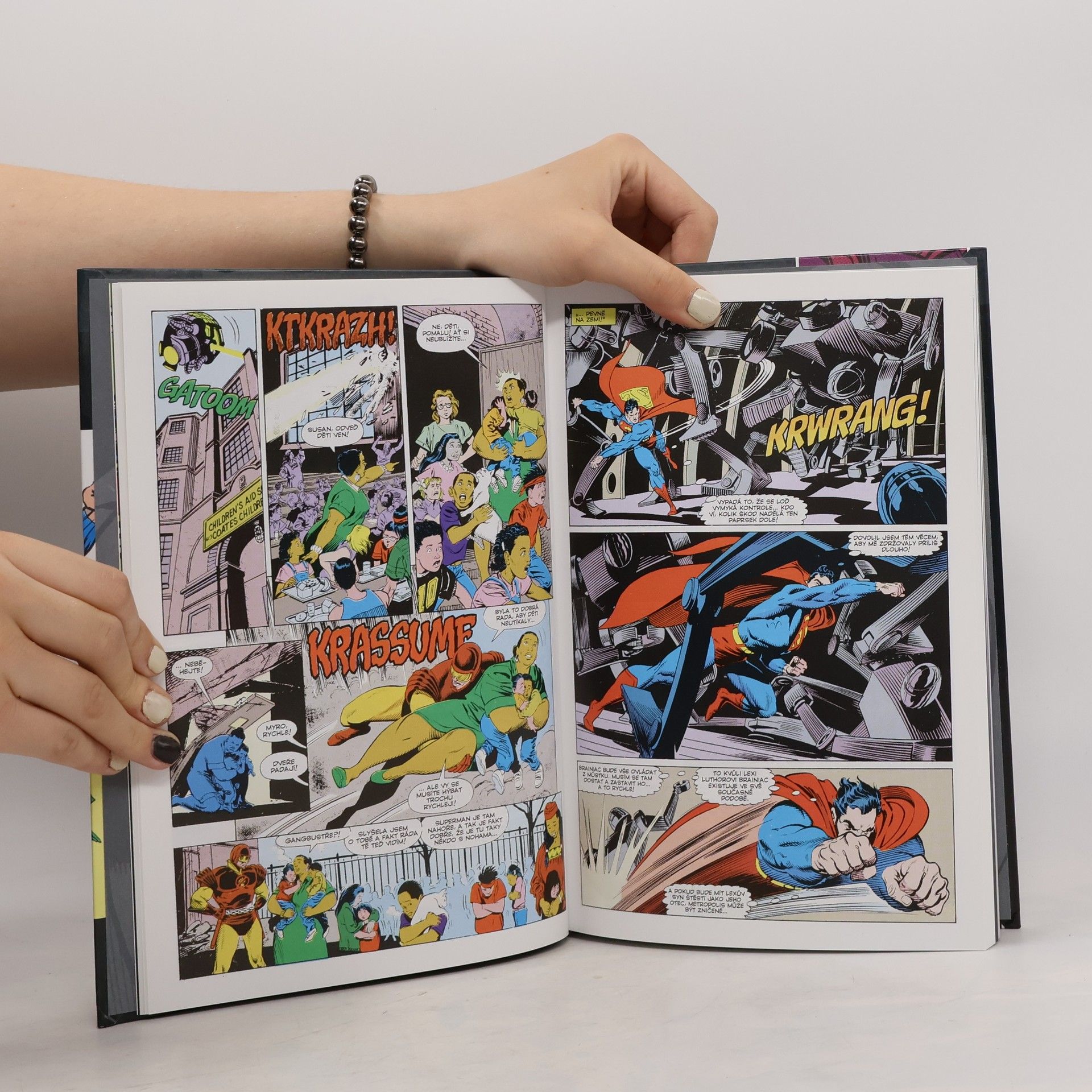 Kolektiv autorů Superman. Svazek 85. Panika na obloze