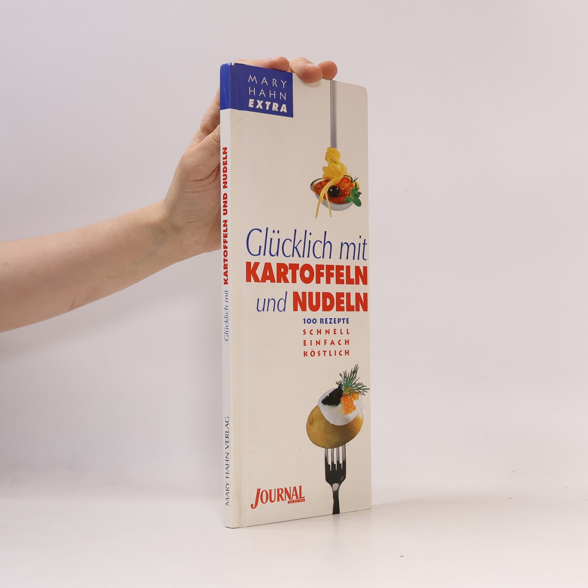 Glücklich mit Kartoffeln und Nudeln