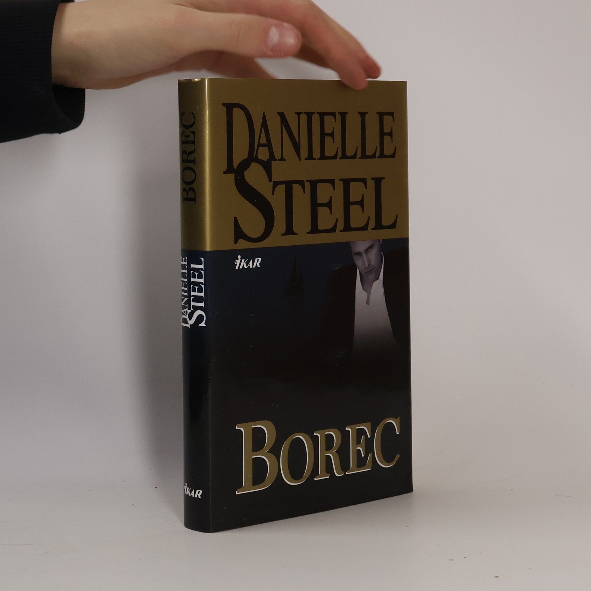 Danielle Steel Borec