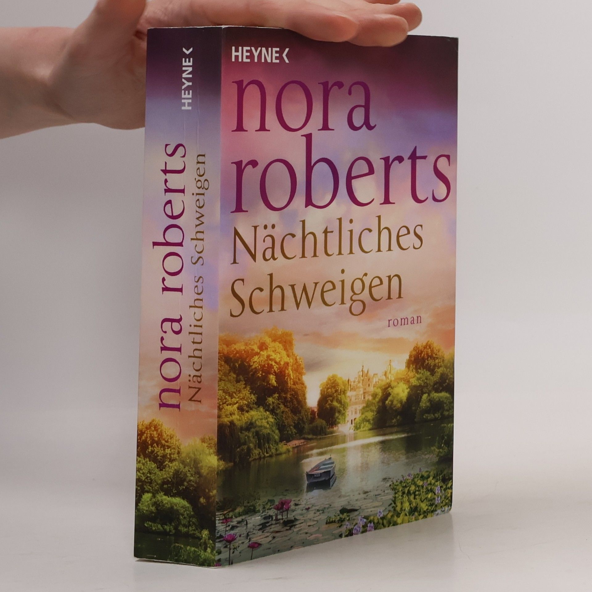 Nora Roberts Nächtliches Schweigen