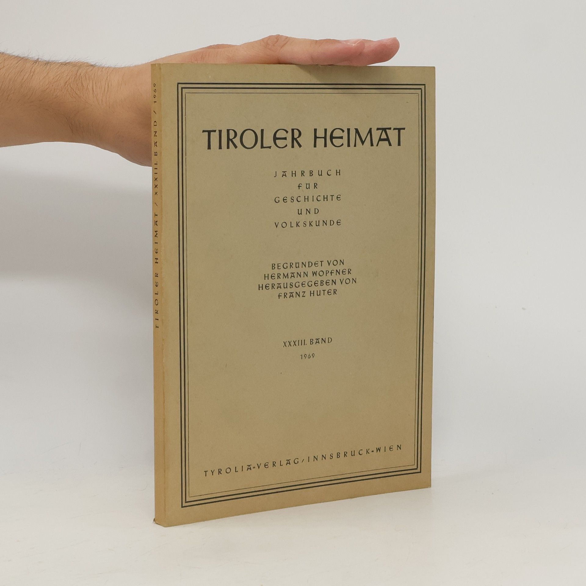 Kolektiv autorů Tiroler Heimat XXXIII