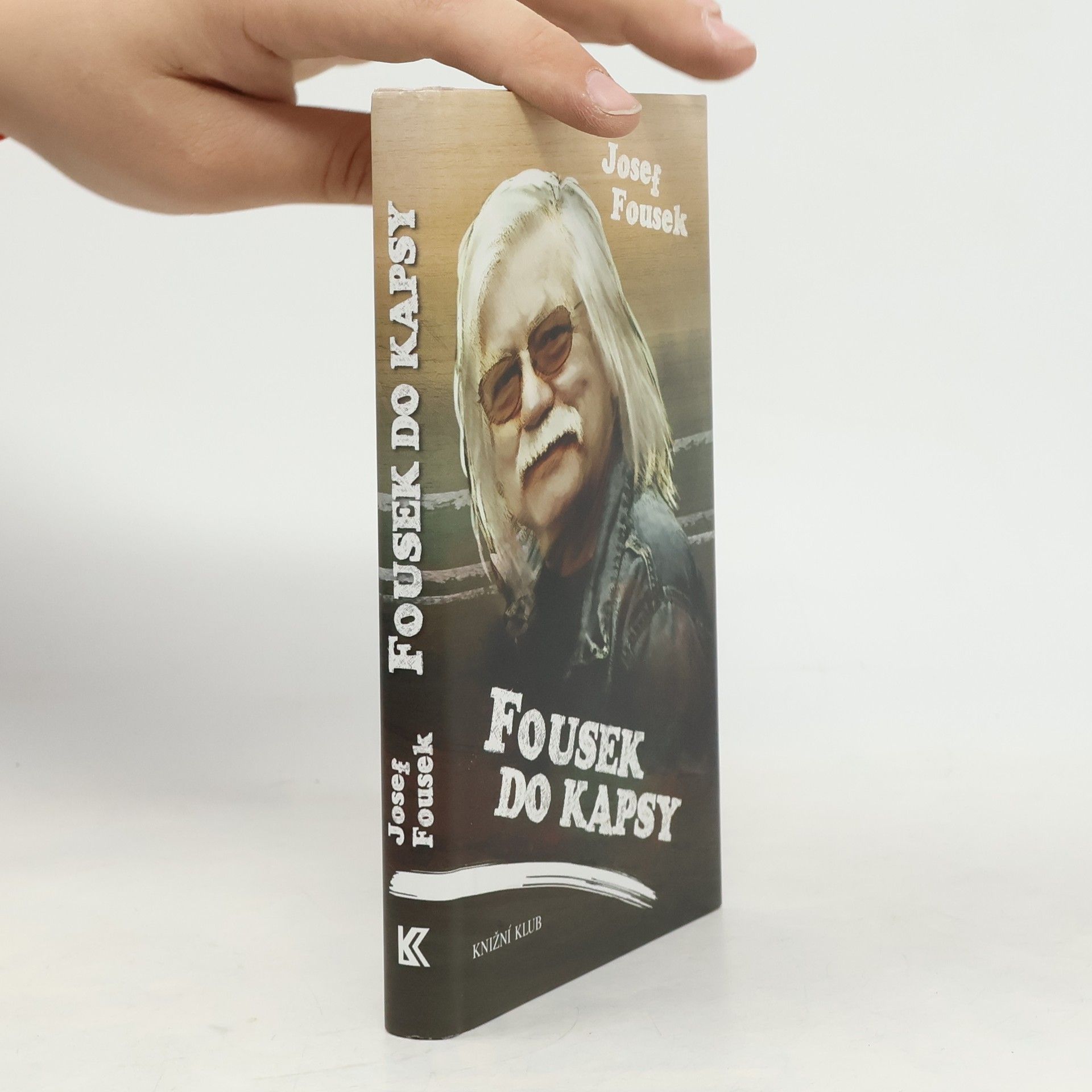 Josef Fousek Fousek do kapsy. Výběr 1969-2012. Epigramy, aforismy, satira