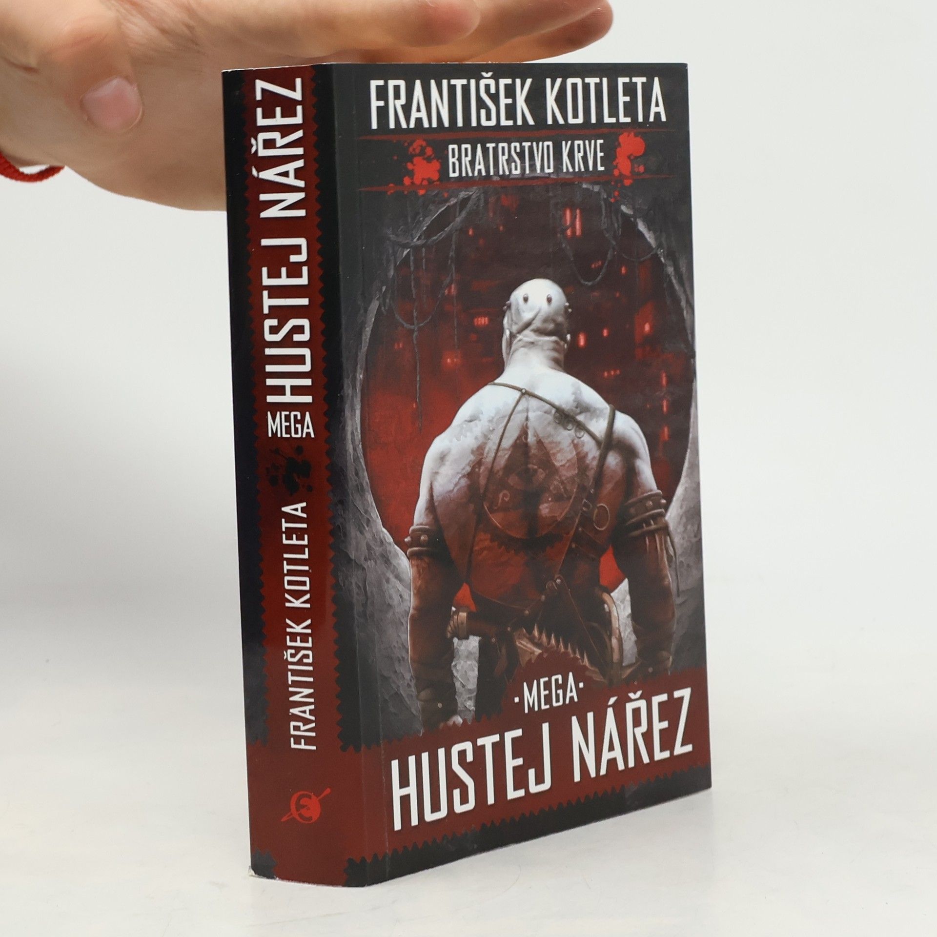 František Kotleta Bratrstvo krve. Mega hustej nářez