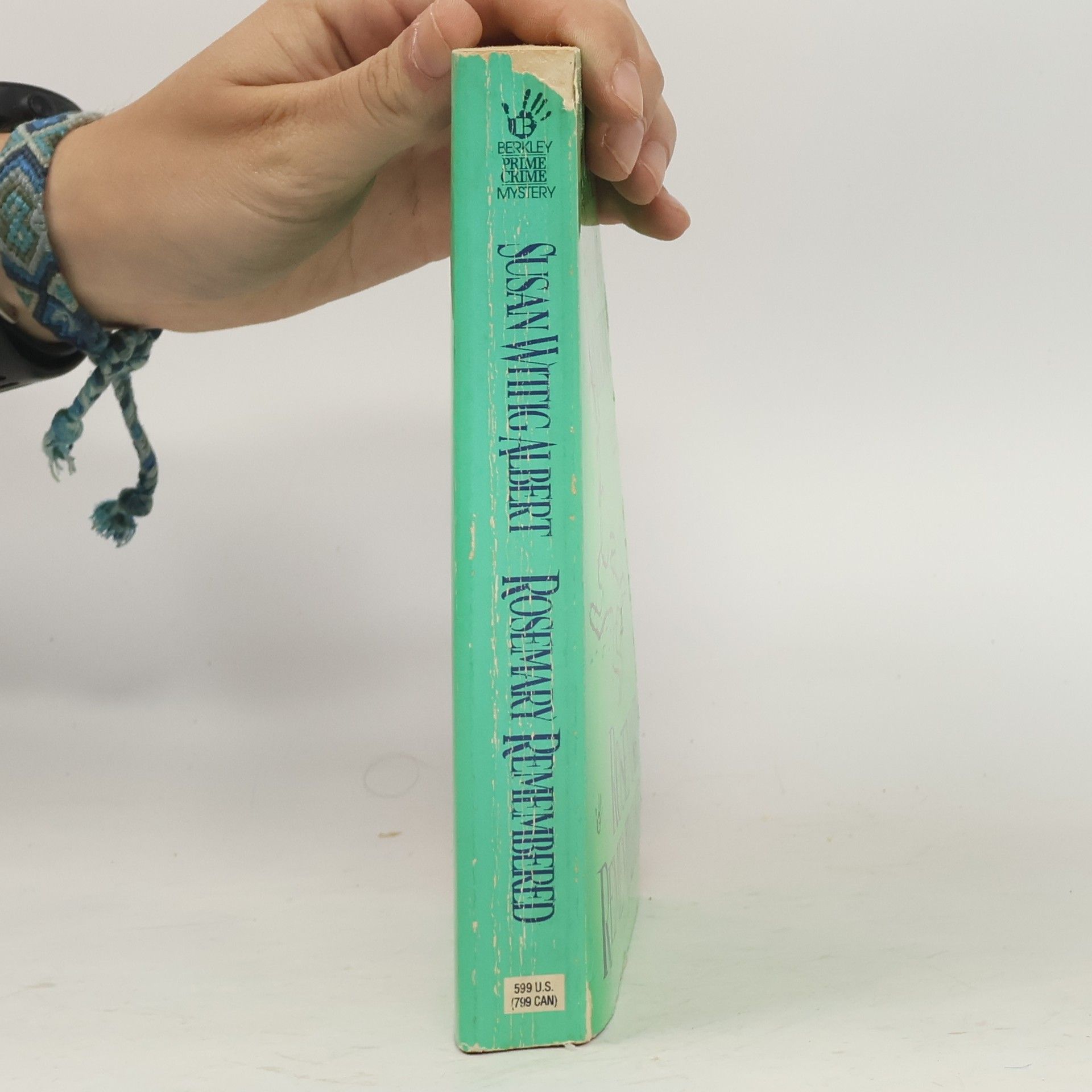 Susan Wittig Albert China Bayles Mystery - 4: Rosemary Remembered
