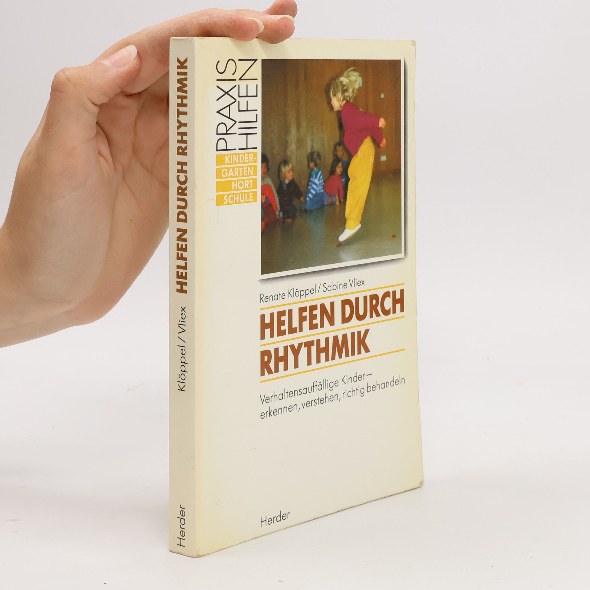 Renate Klöppel Helfen durch Rhythmik