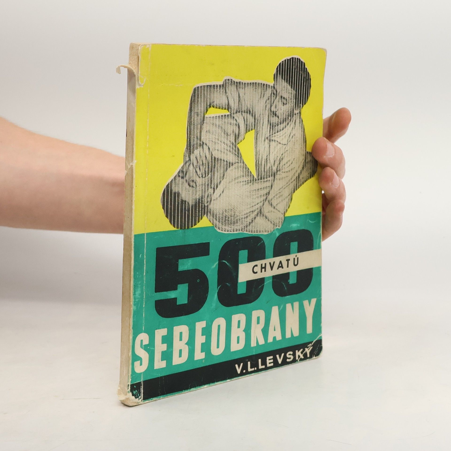 Vojtech L. Levský 500 chvatů sebeobrany