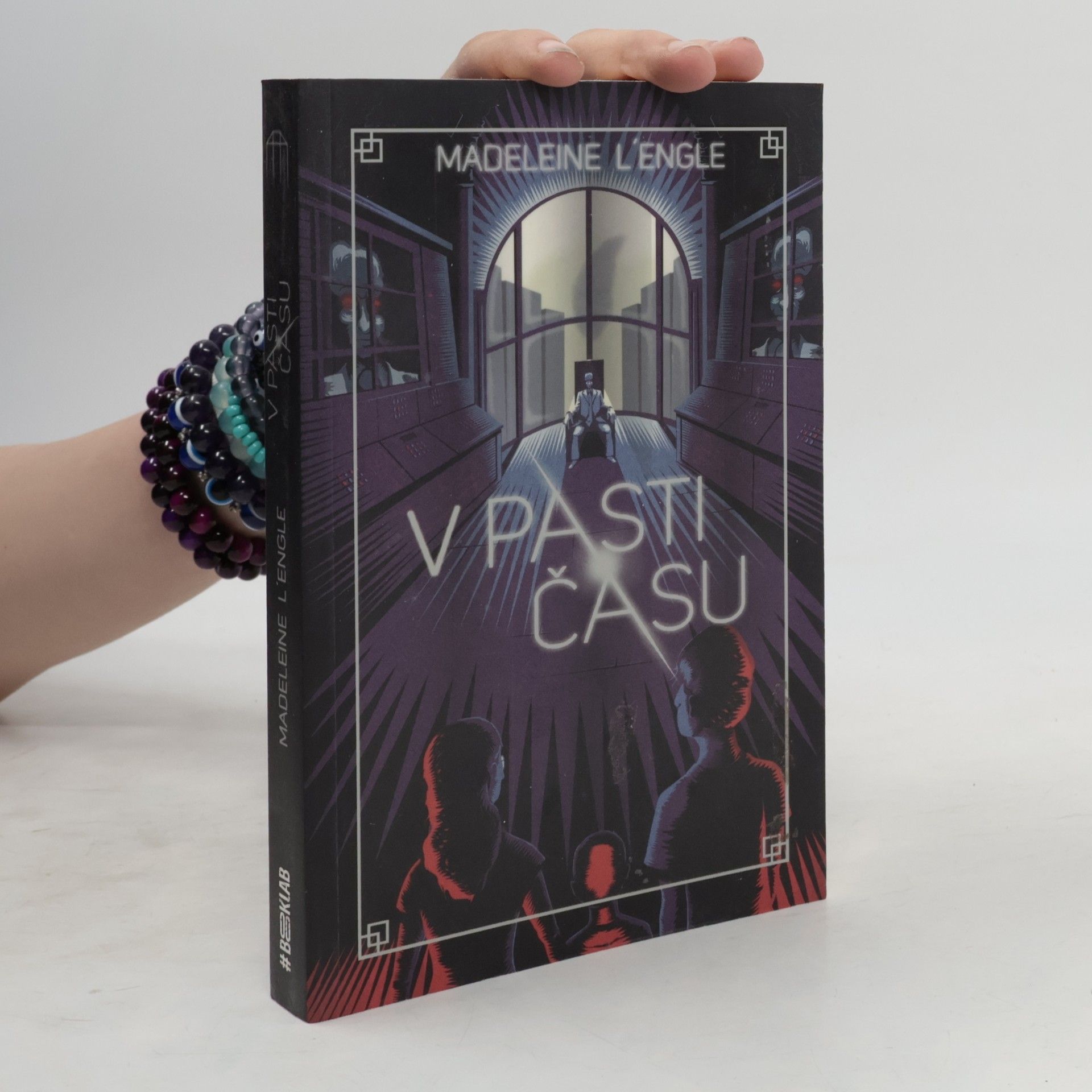 Barbara Hajná V pasti času