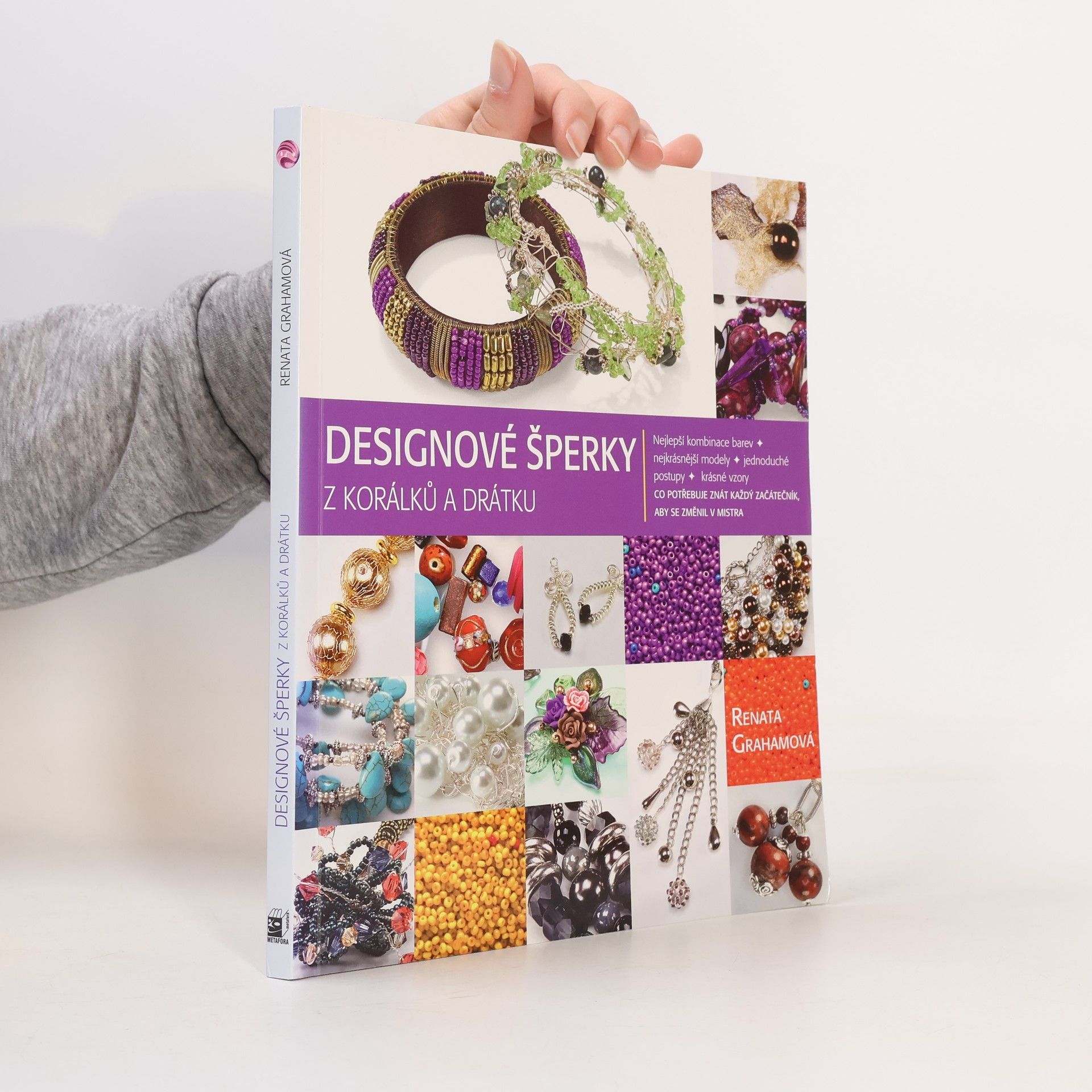Renata Graham Designové šperky z korálků a drátku