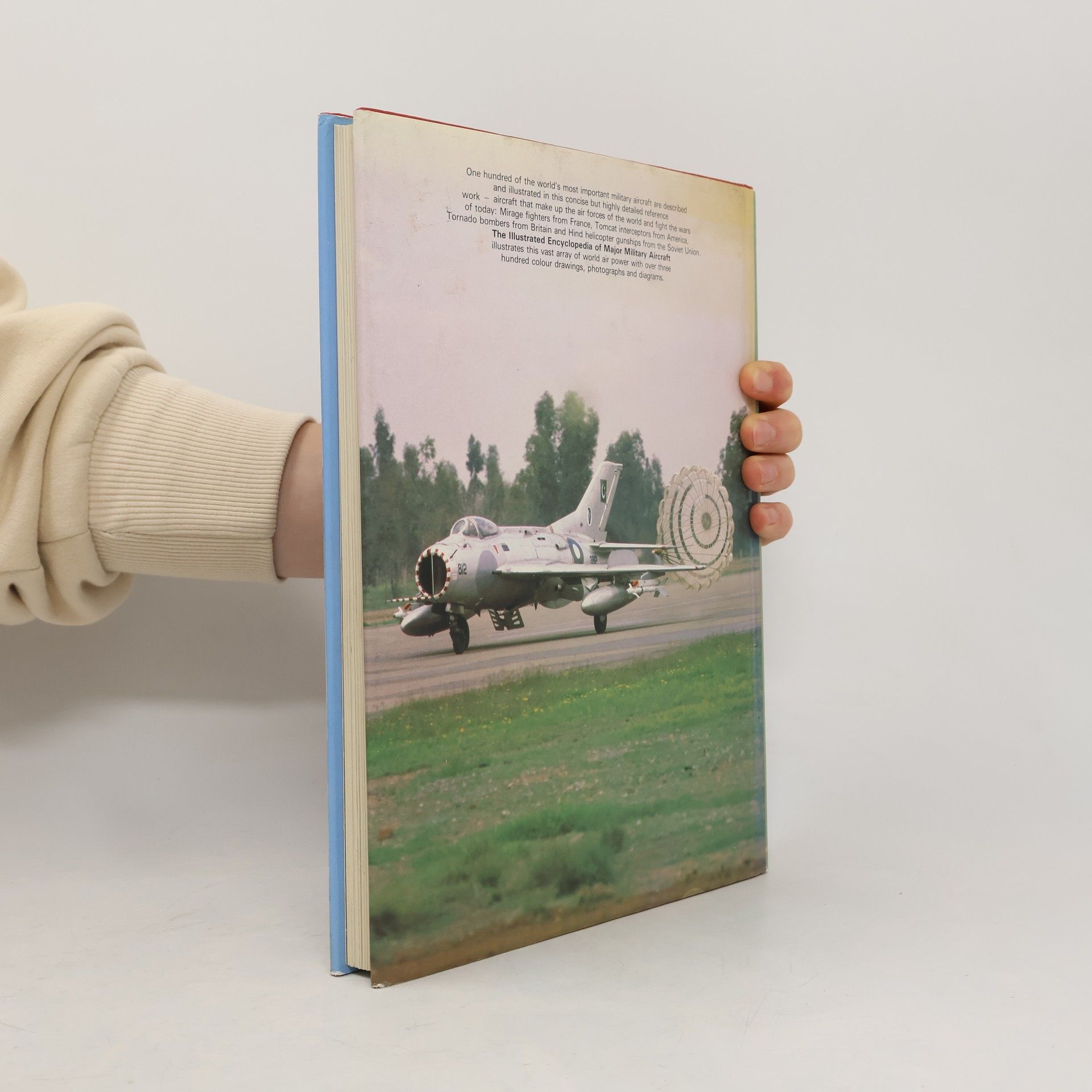 Bill Gunston The Illustrated Encyclopedia fof Major Military Aircraft of the World