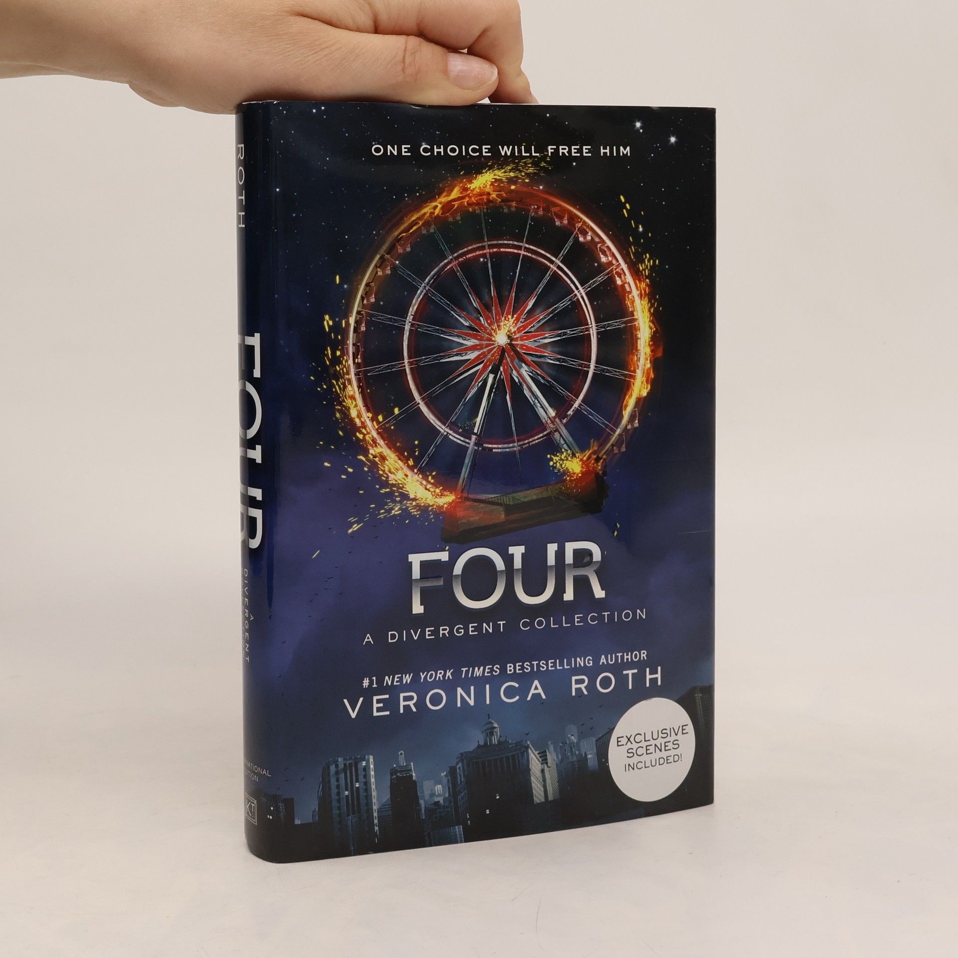 Veronica Roth Four: A Divergent Collection