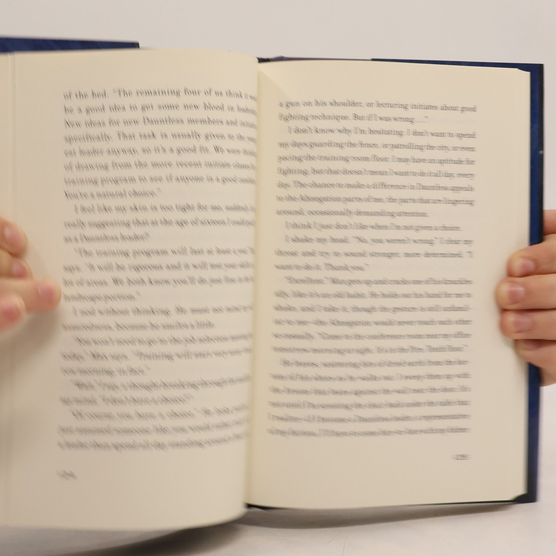 Veronica Roth Four: A Divergent Collection
