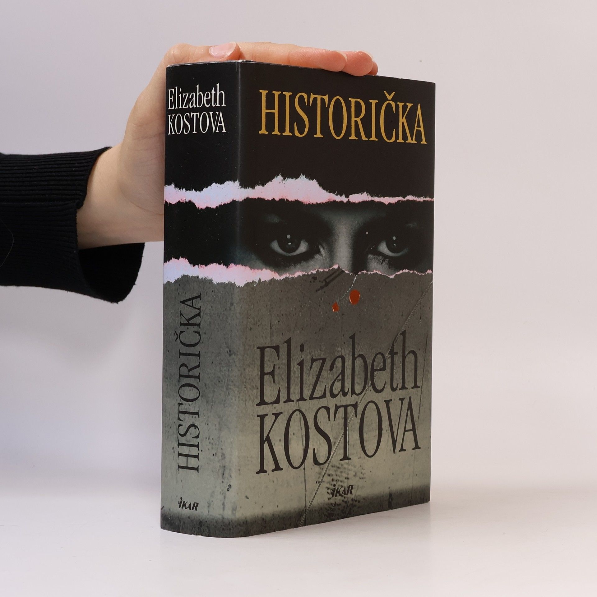 Elizabeth Kostova Historička