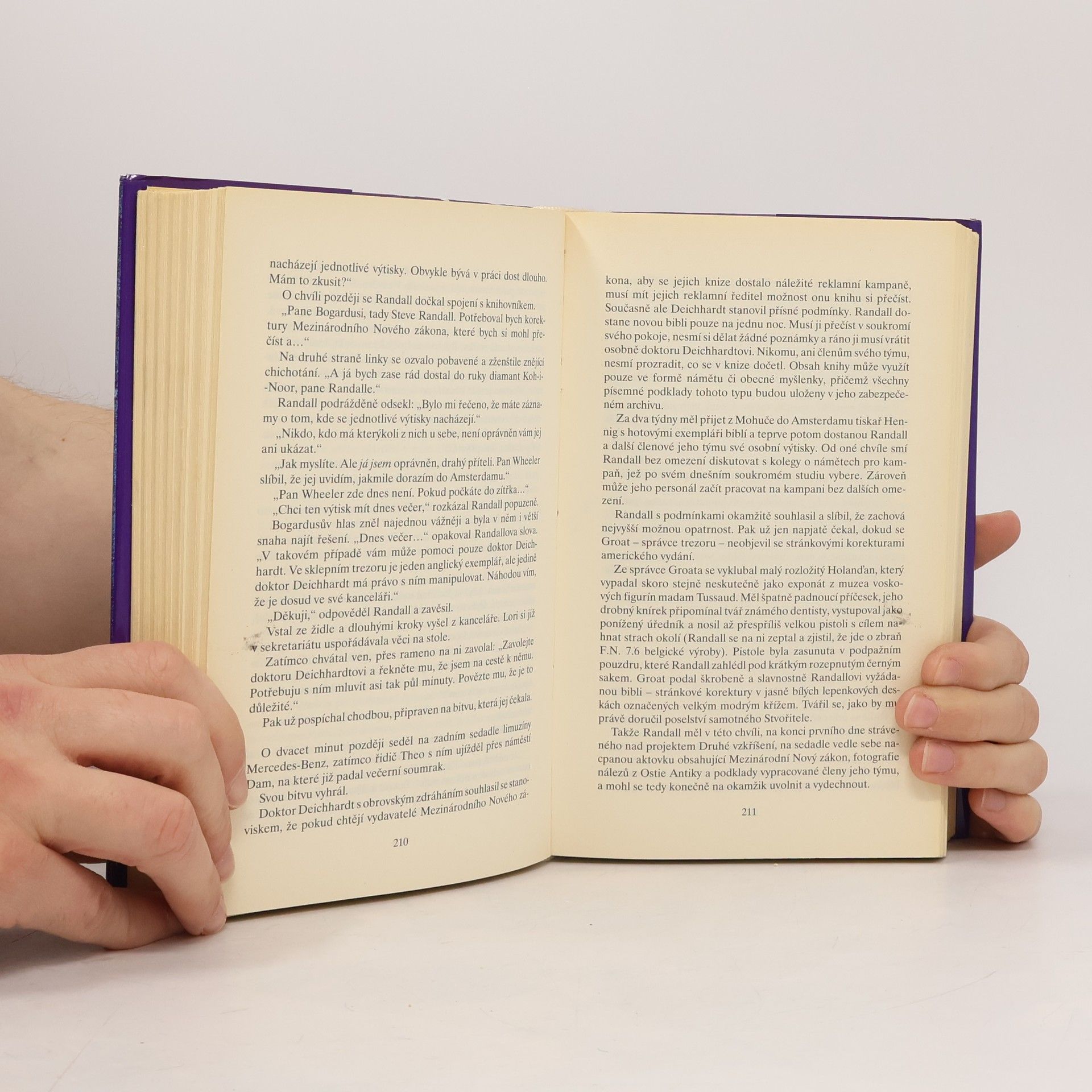 Irving Wallace Muž, který hledal pravdu. Evangelium podle mrtvého