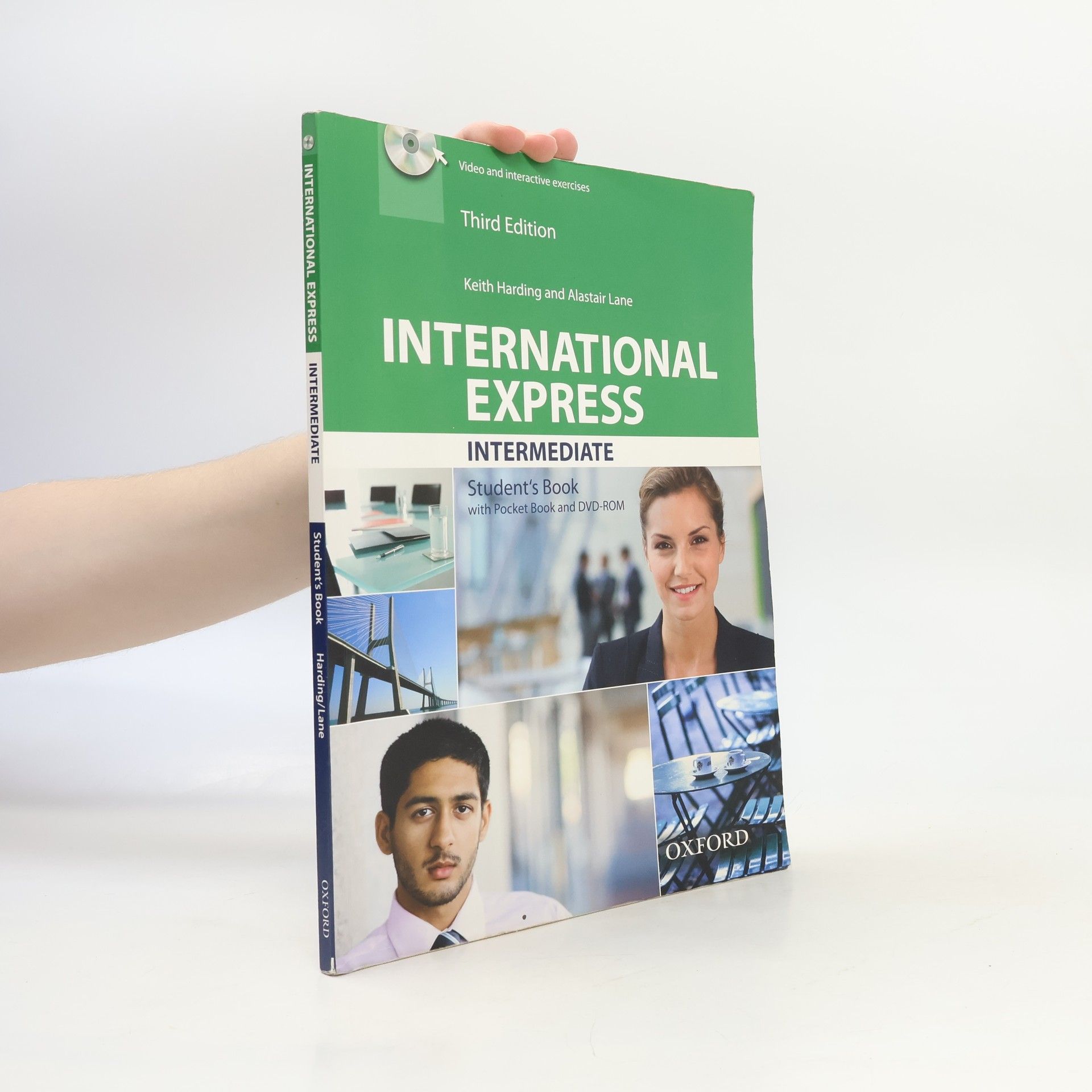 Liz Taylor International express : intermediate. Student's book : with DVD-ROM