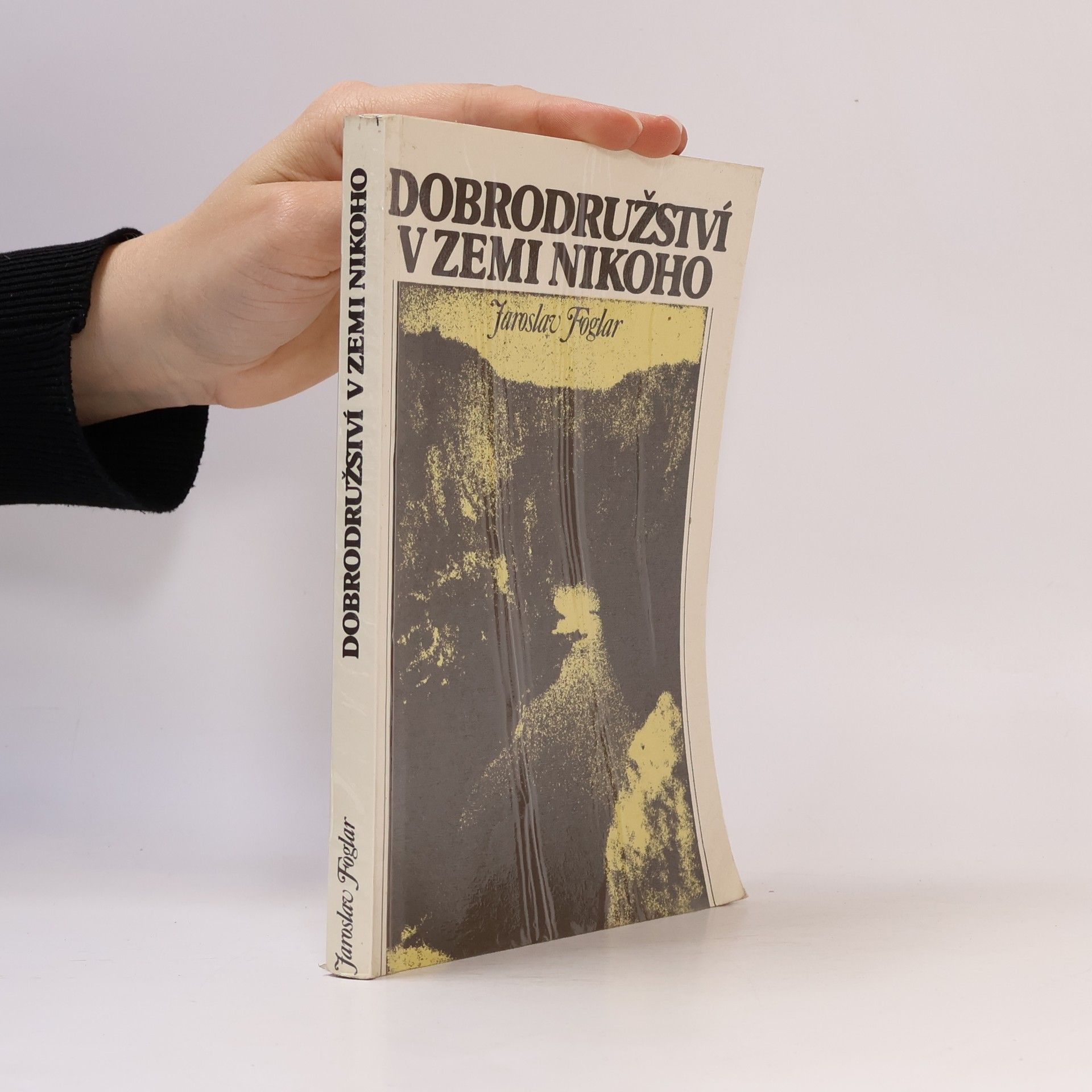 Jaroslav Foglar Dobrodružství v Zemi nikoho