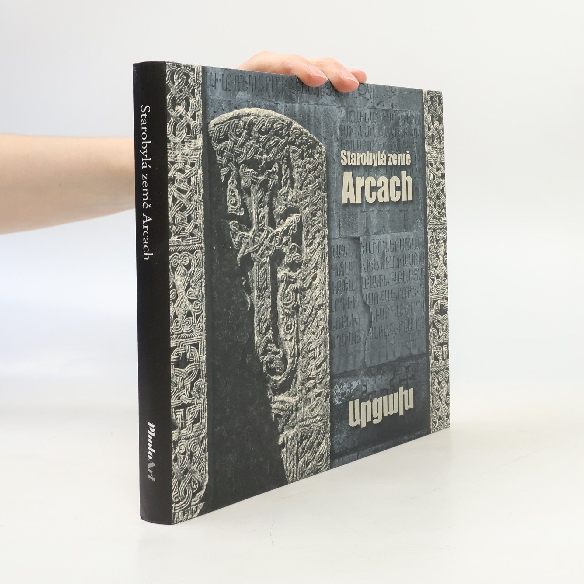 Autores varios Starobylá země Arcach