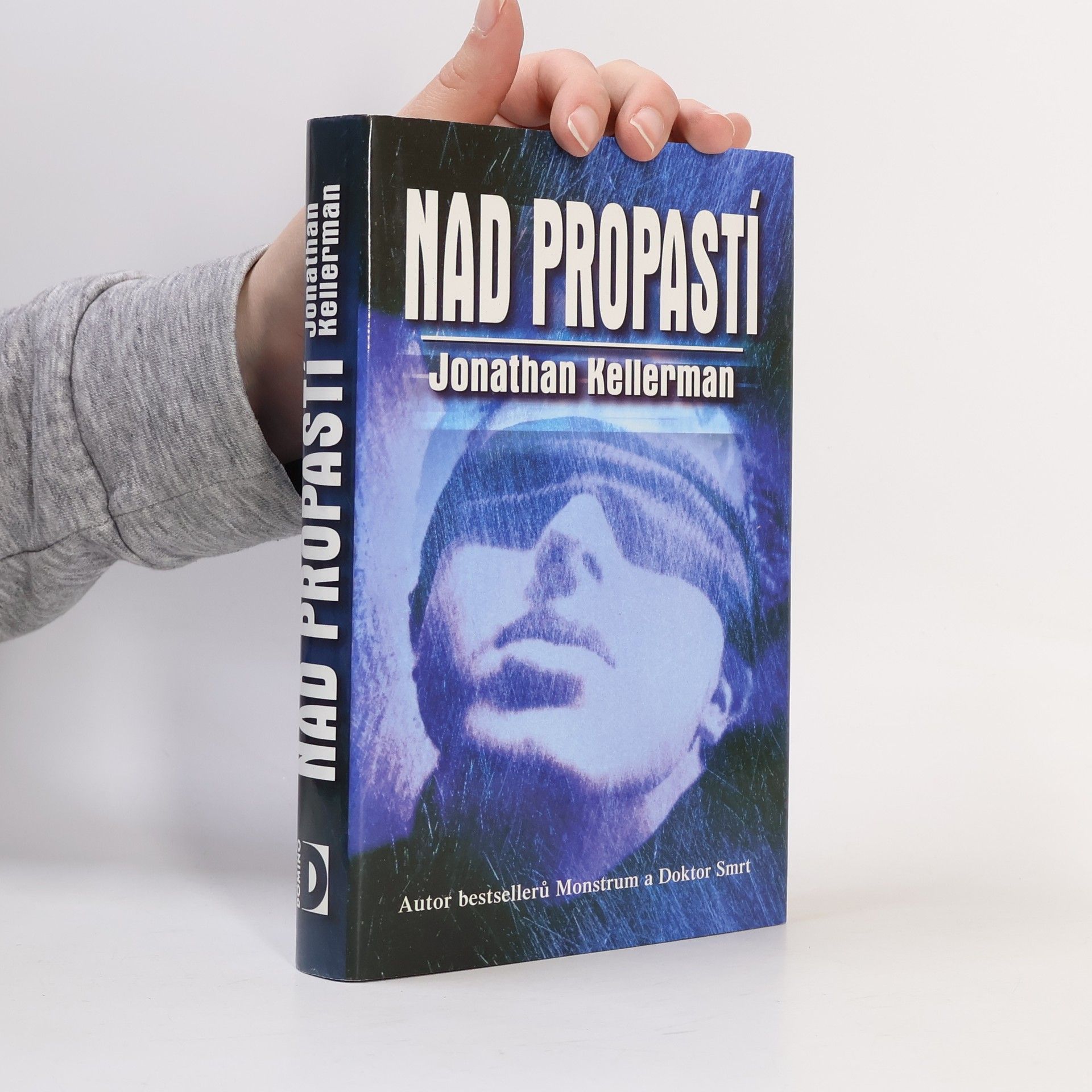 Jonathan Kellerman Nad propastí