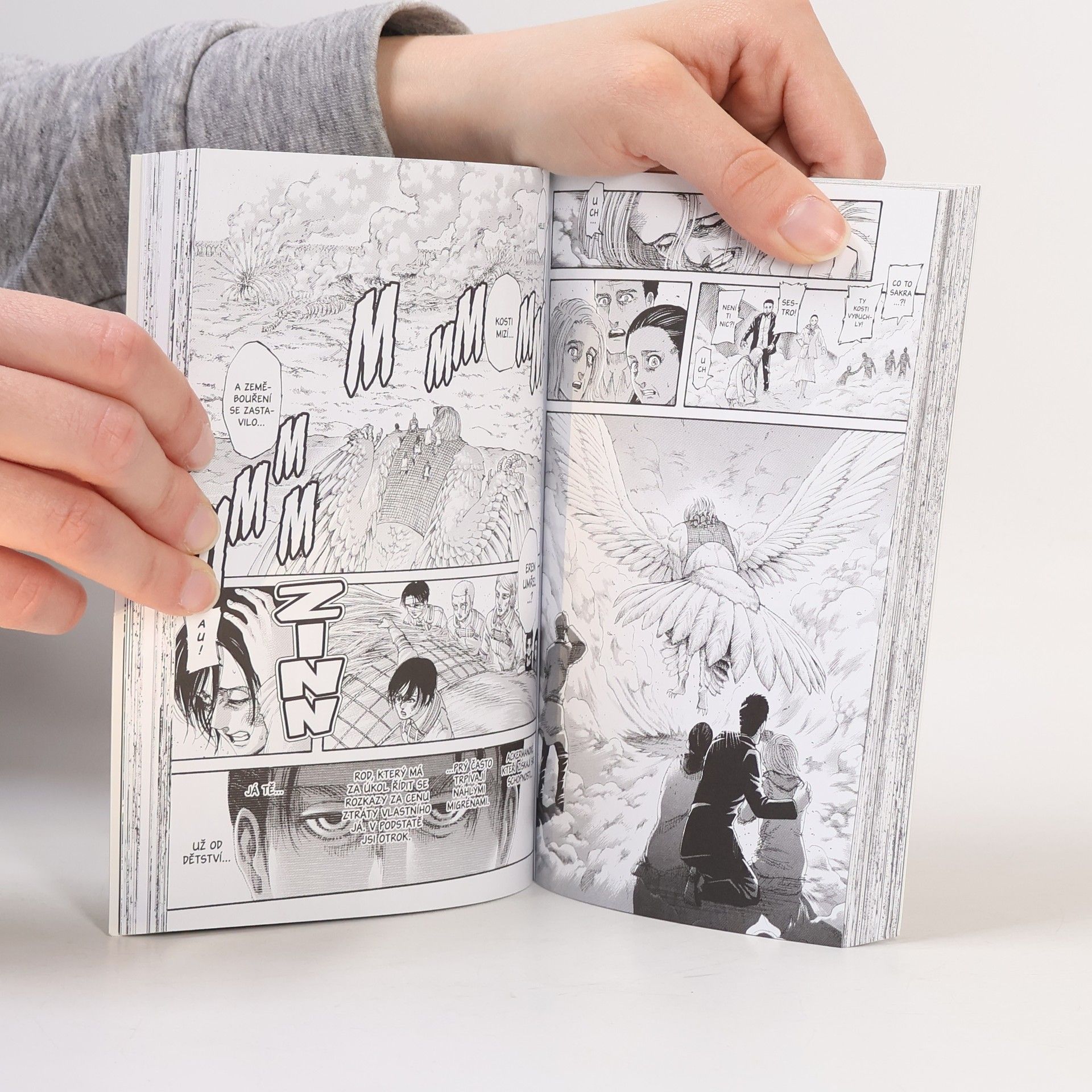 Hajime Isayama Útok titánů. 34