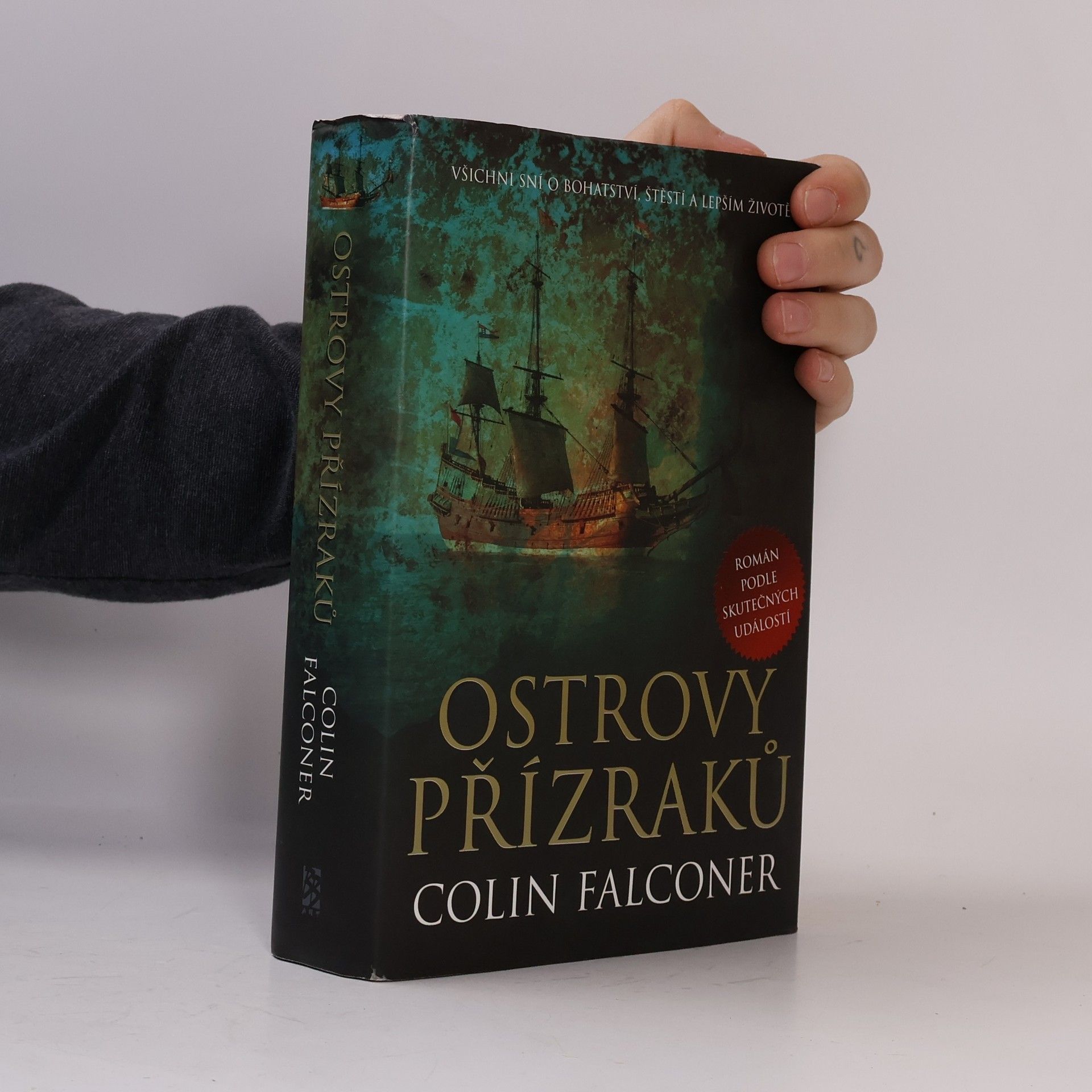 Colin Falconer Ostrovy přízraků