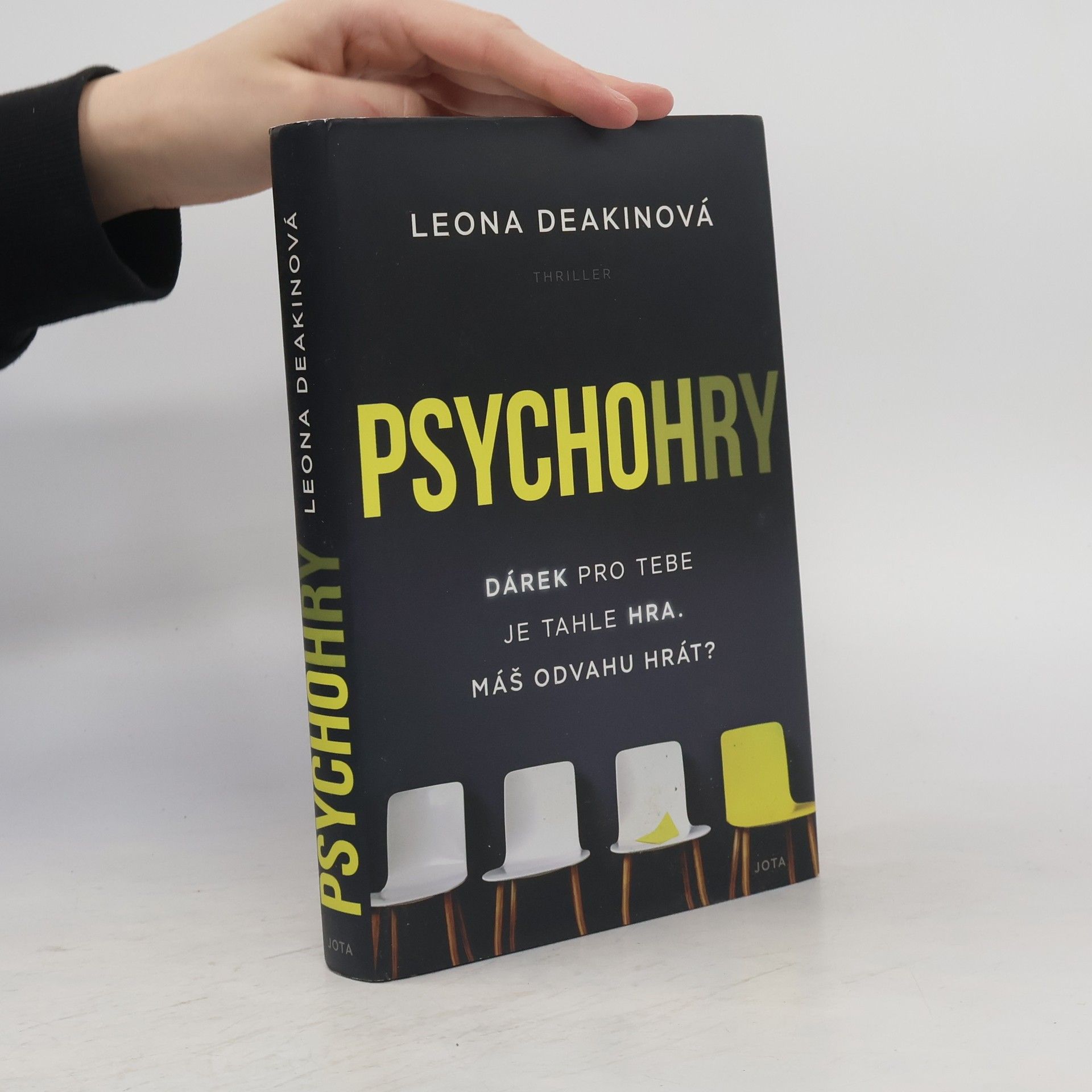 Leona Deakin Psychohry