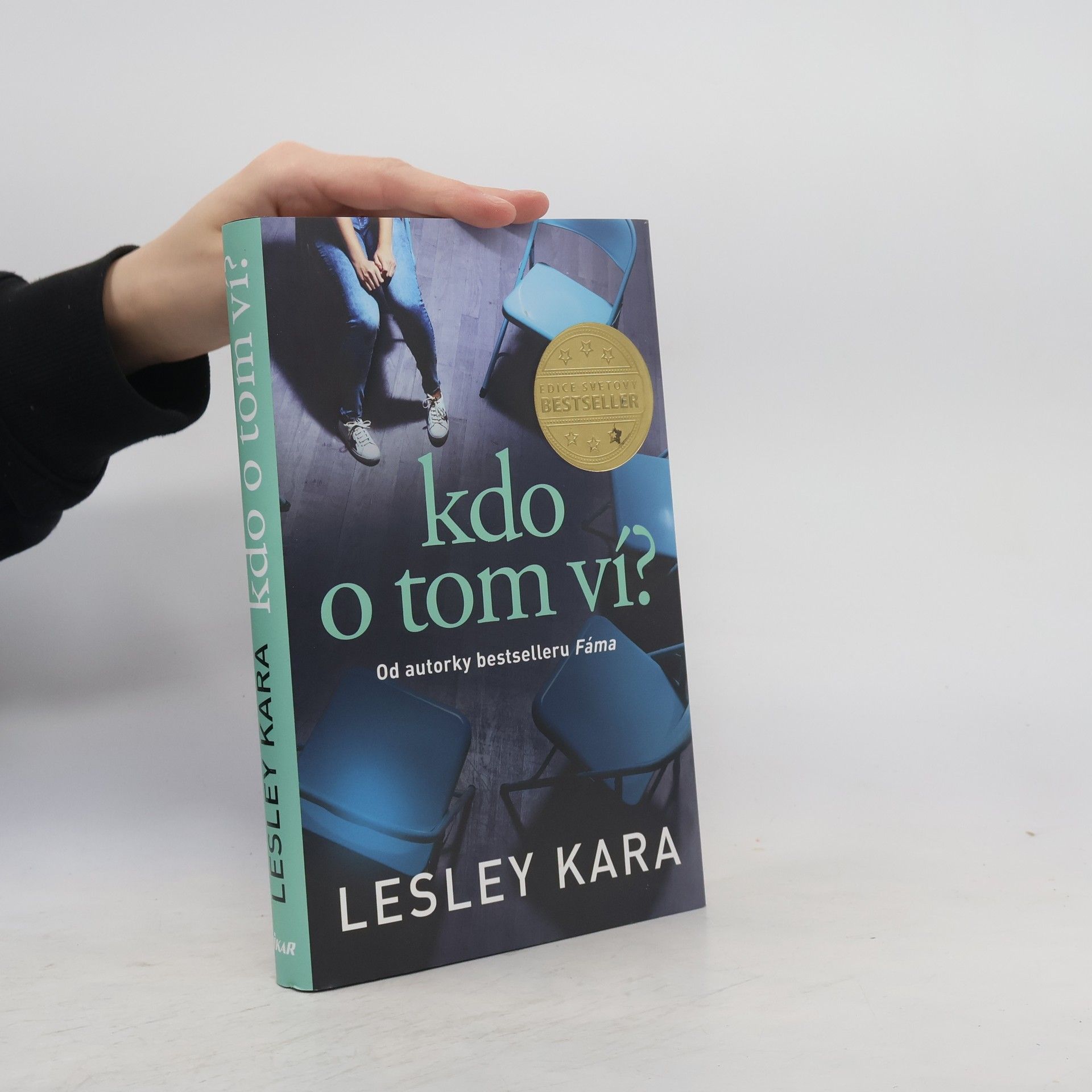 Lesley Kara Kdo o tom ví?