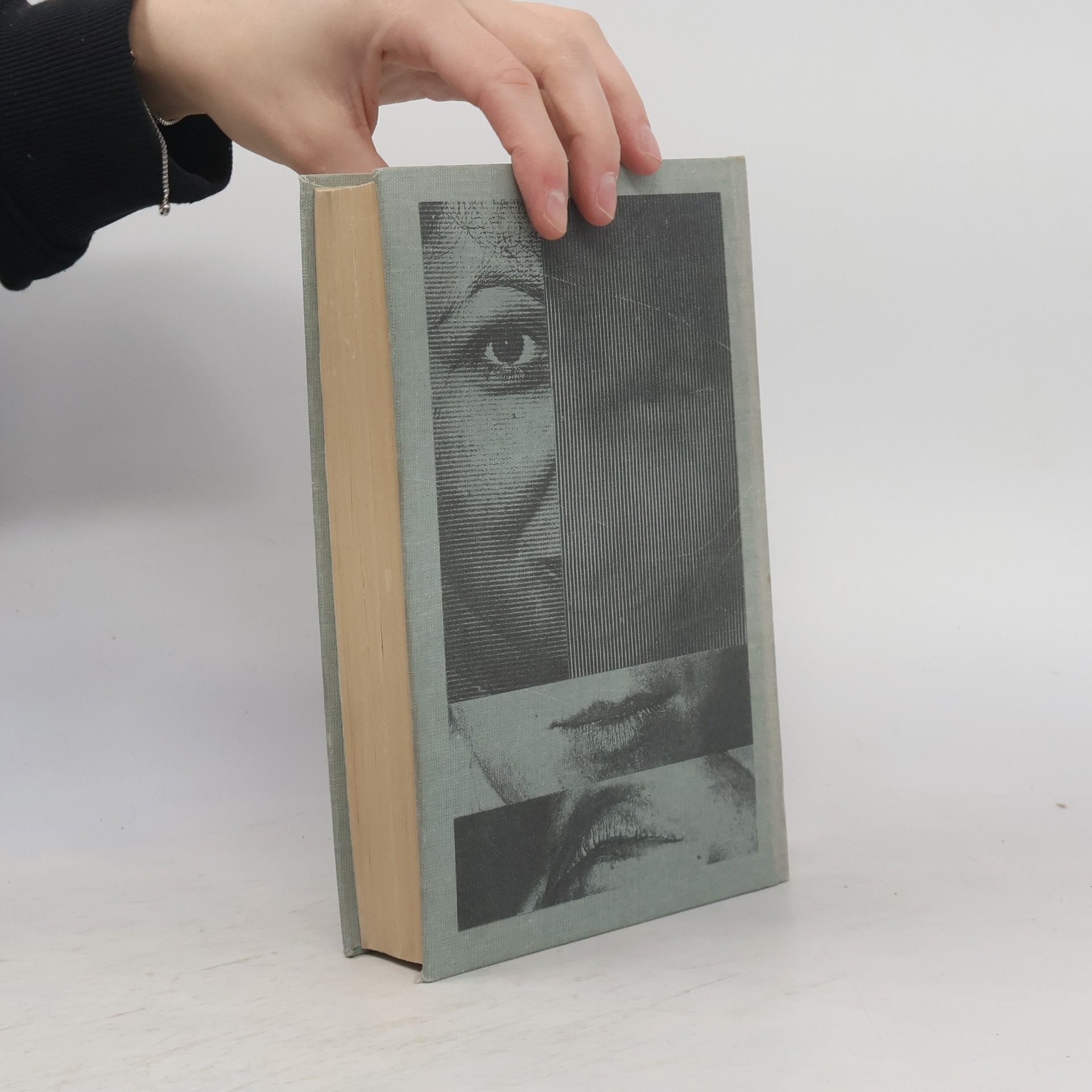Margaret Yorke Třikrát ve vážném podezření