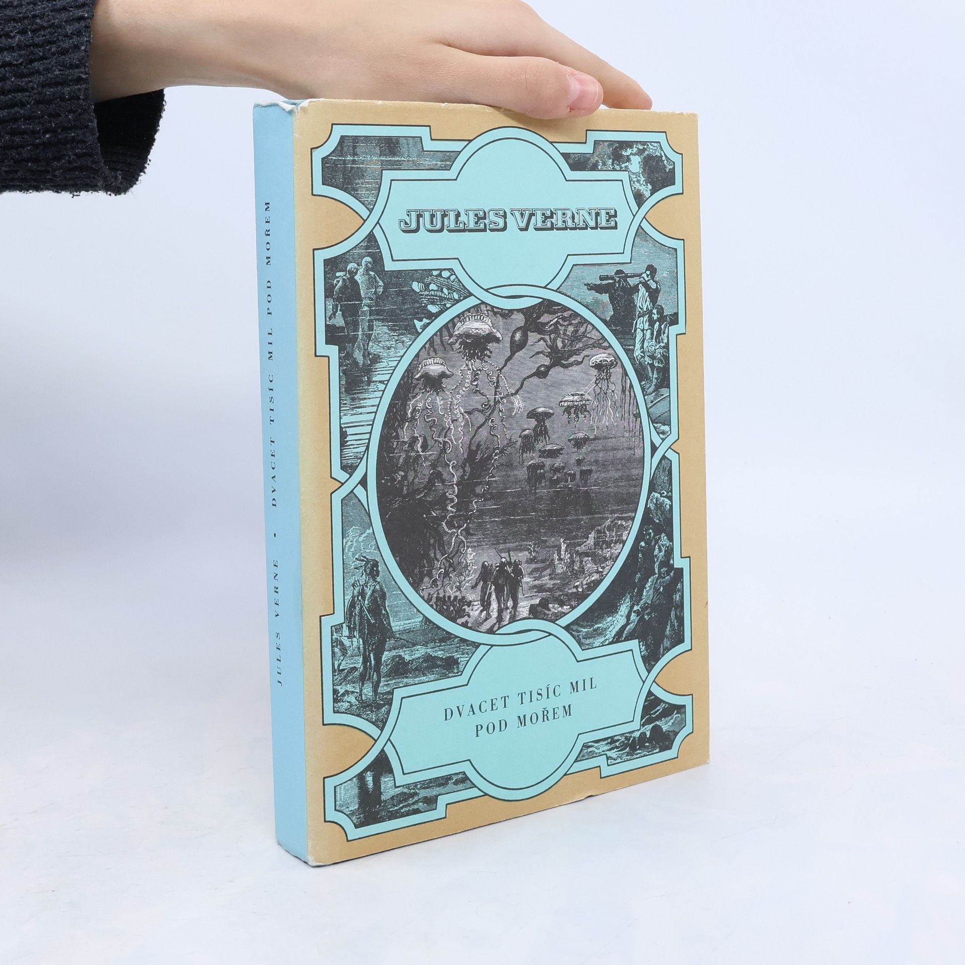 Jules Verne Dvacet tisíc mil pod mořem