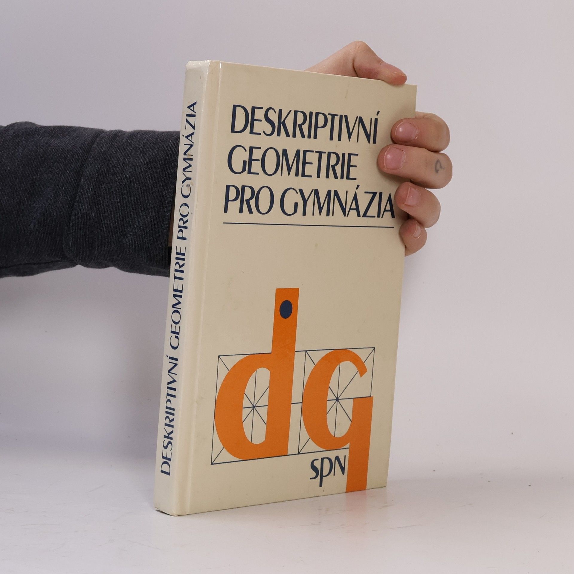 Autorenkollektiv Deskriptivní geometrie pro gymnázia