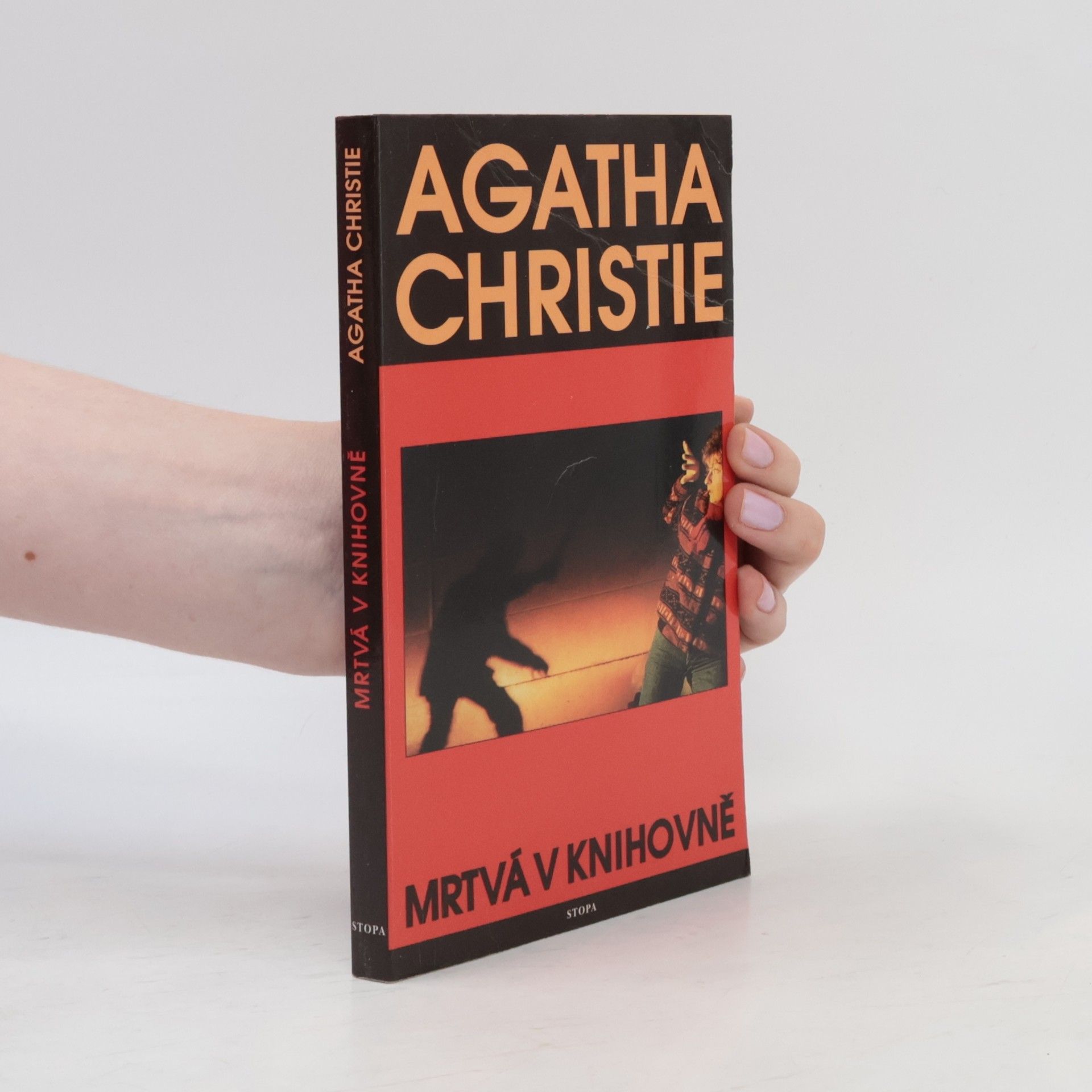 Agatha Christie Mrtvá v knihovně