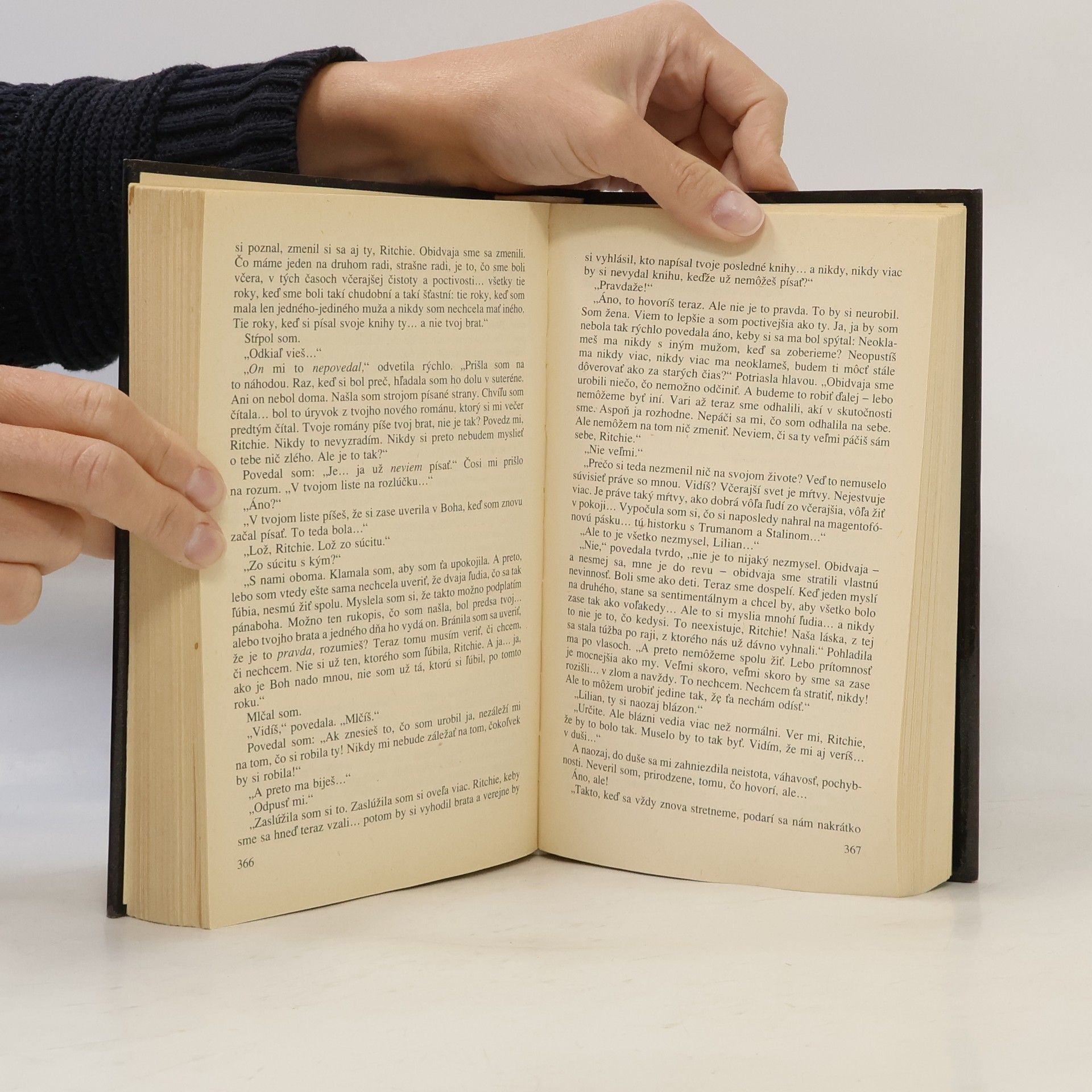 Johannes Mario Simmel Všetci l'udia budú bratia