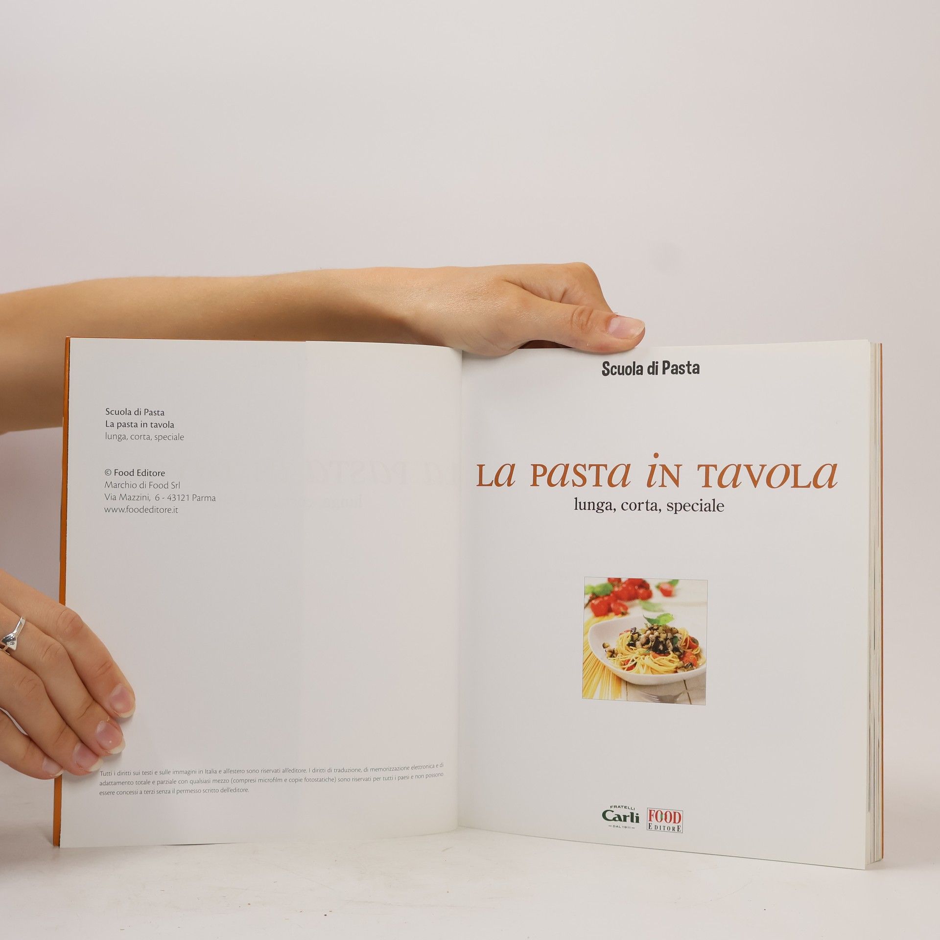 Autores varios La pasta in tavola