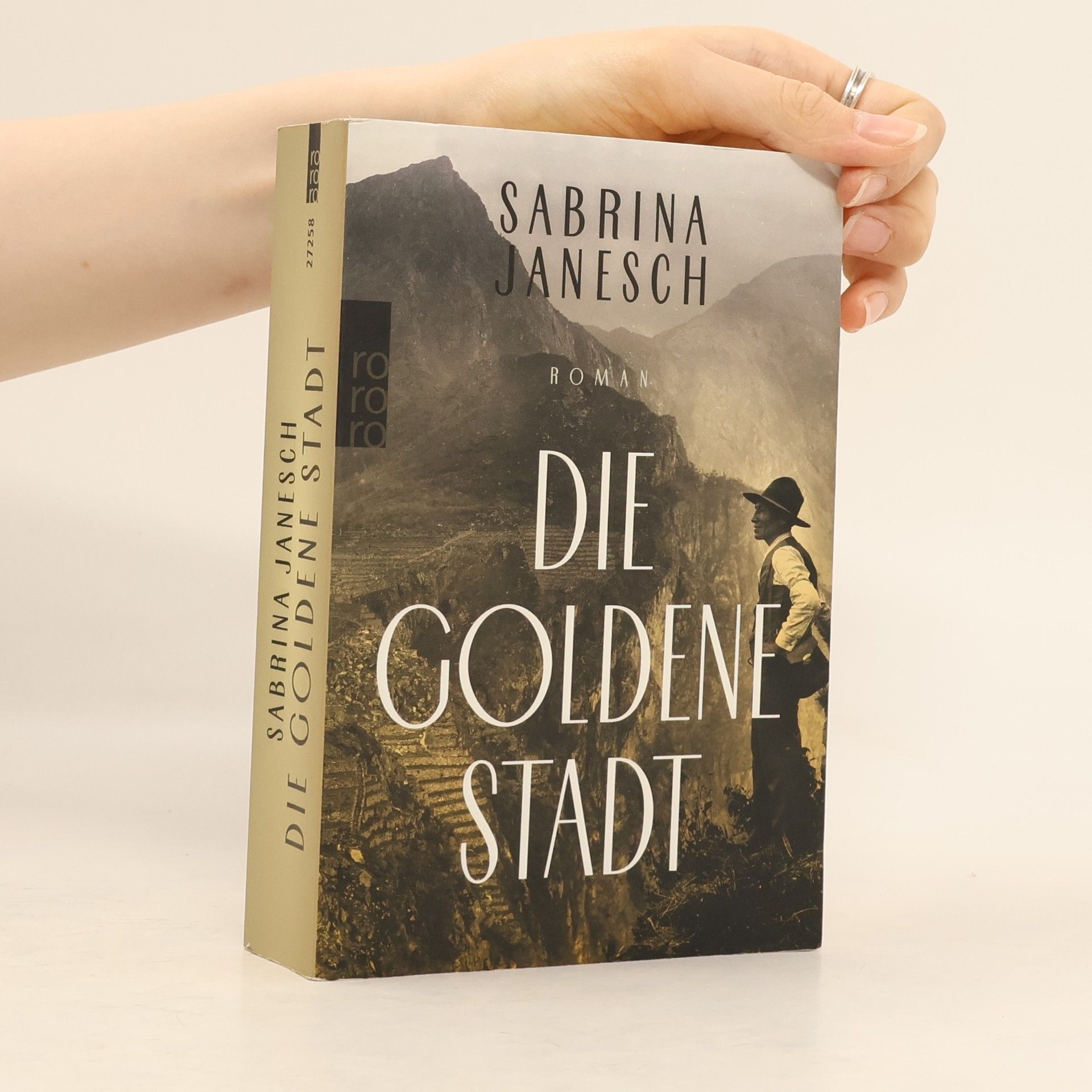 Sabrina Janesch Die goldene Stadt