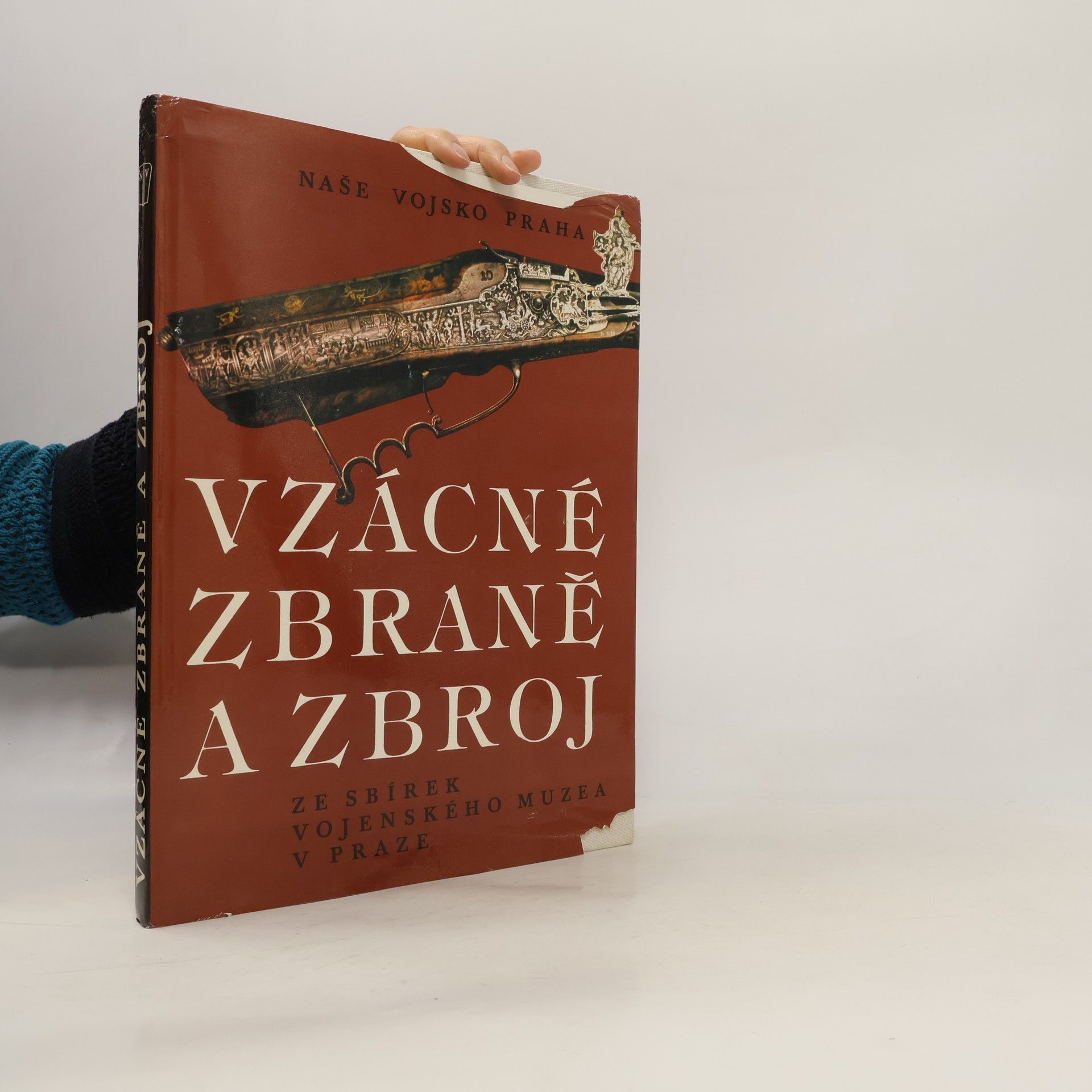 Vladimír Dolínek Vzácné zbraně a zbroj