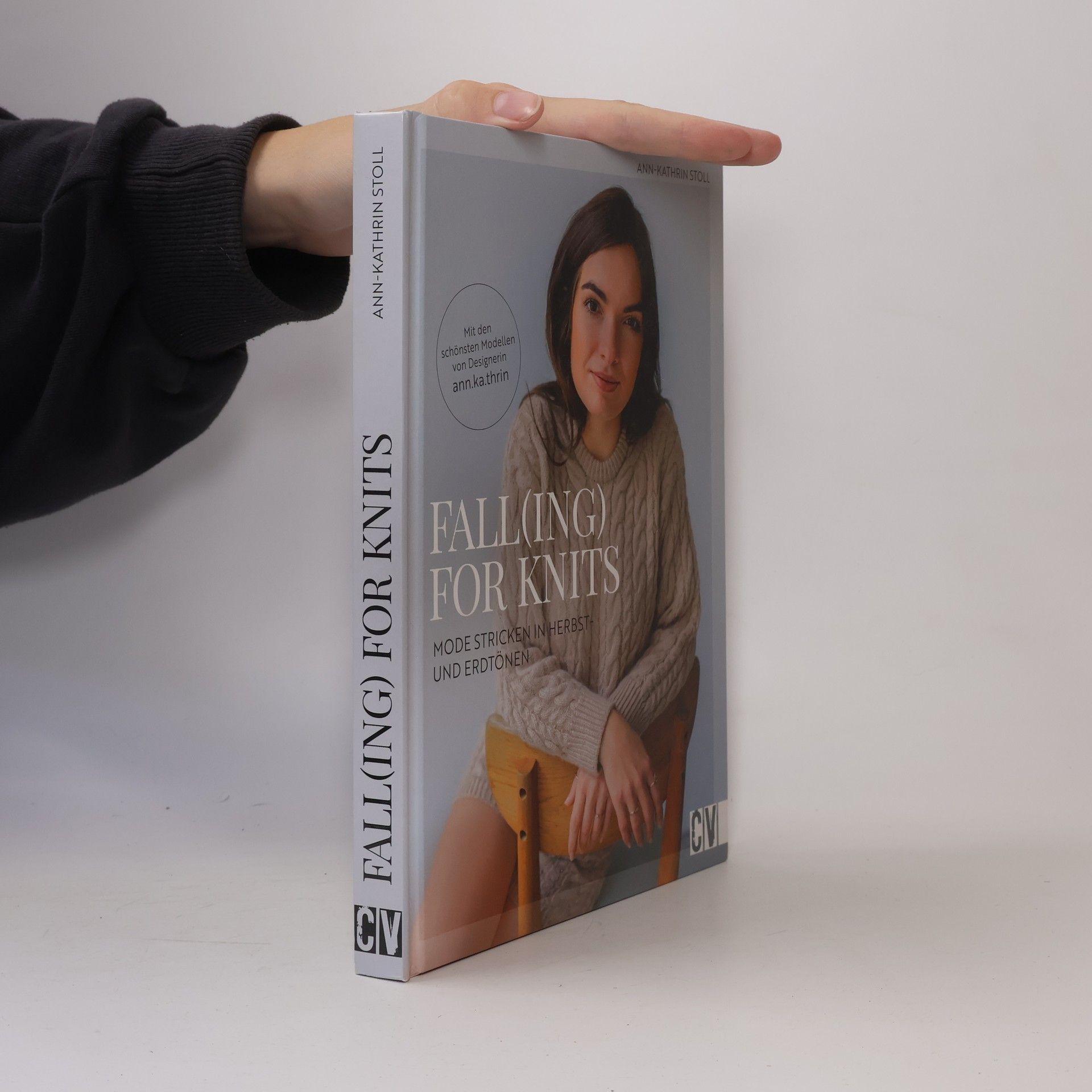 Ann Kathrin Stoll Fall (ing) for Knits – Mode stricken in Herbst- und Erdtönen